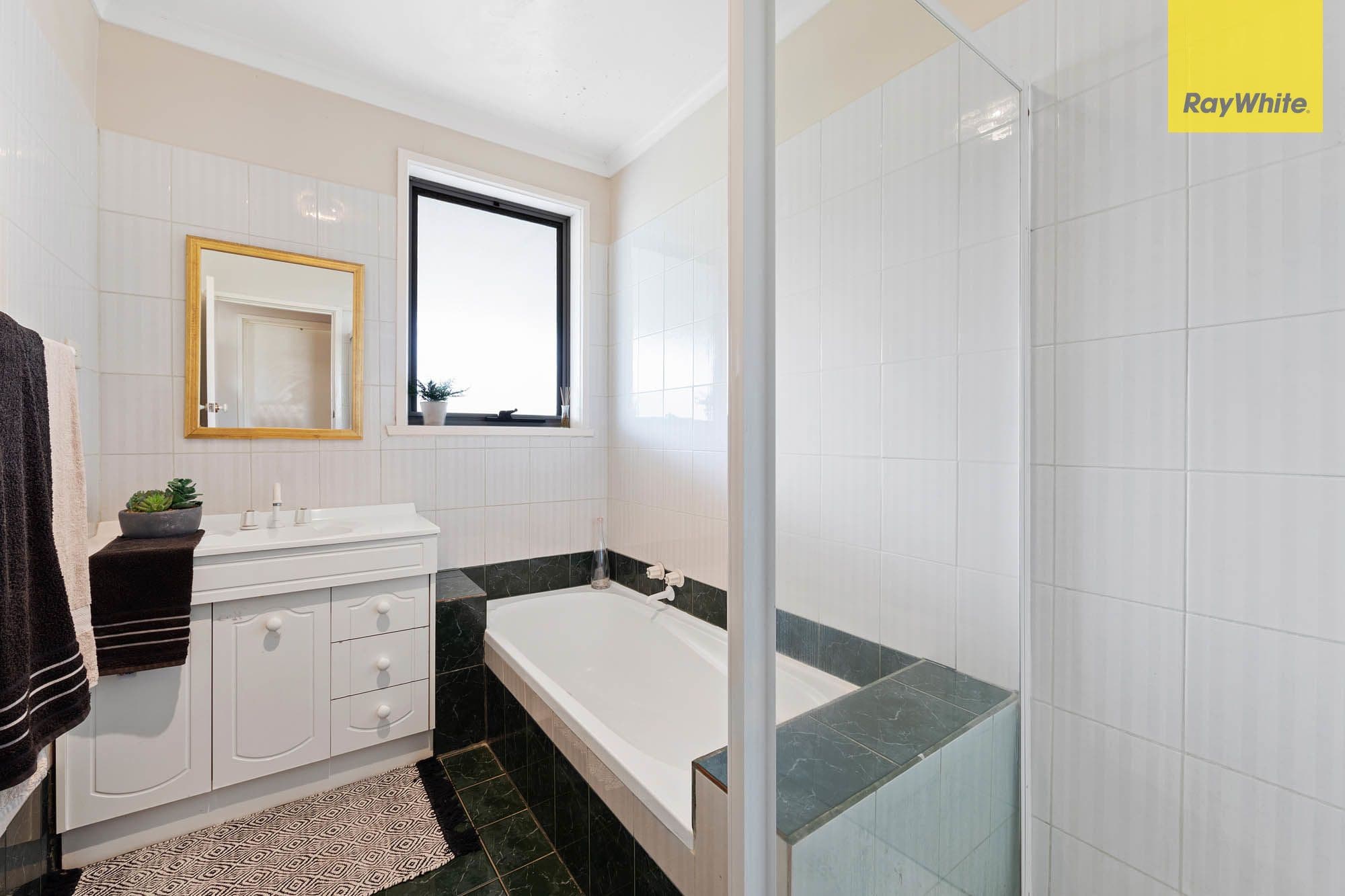8 Chelmsford Crescent, St Albans VIC 3021, St Albans - Thumbnail 8