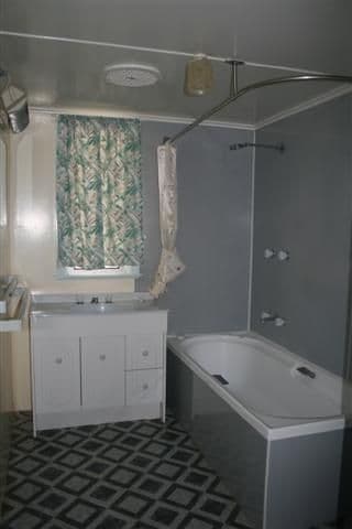 87 Hawthorne Street, ROMA QLD 4455, Roma - Thumbnail 4