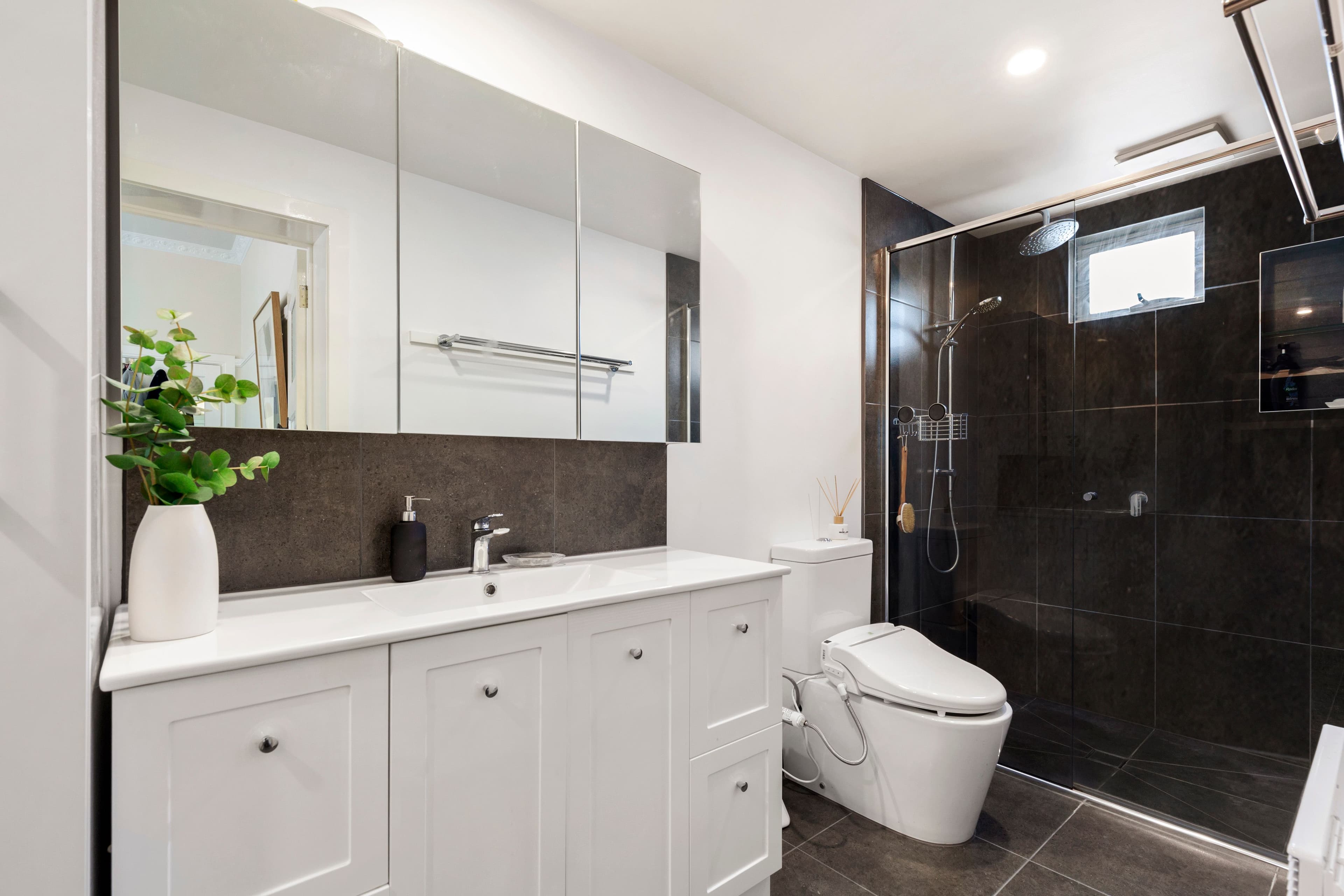 177 Warrigal Road, Hughesdale VIC 3166, Hughesdale - Thumbnail 8