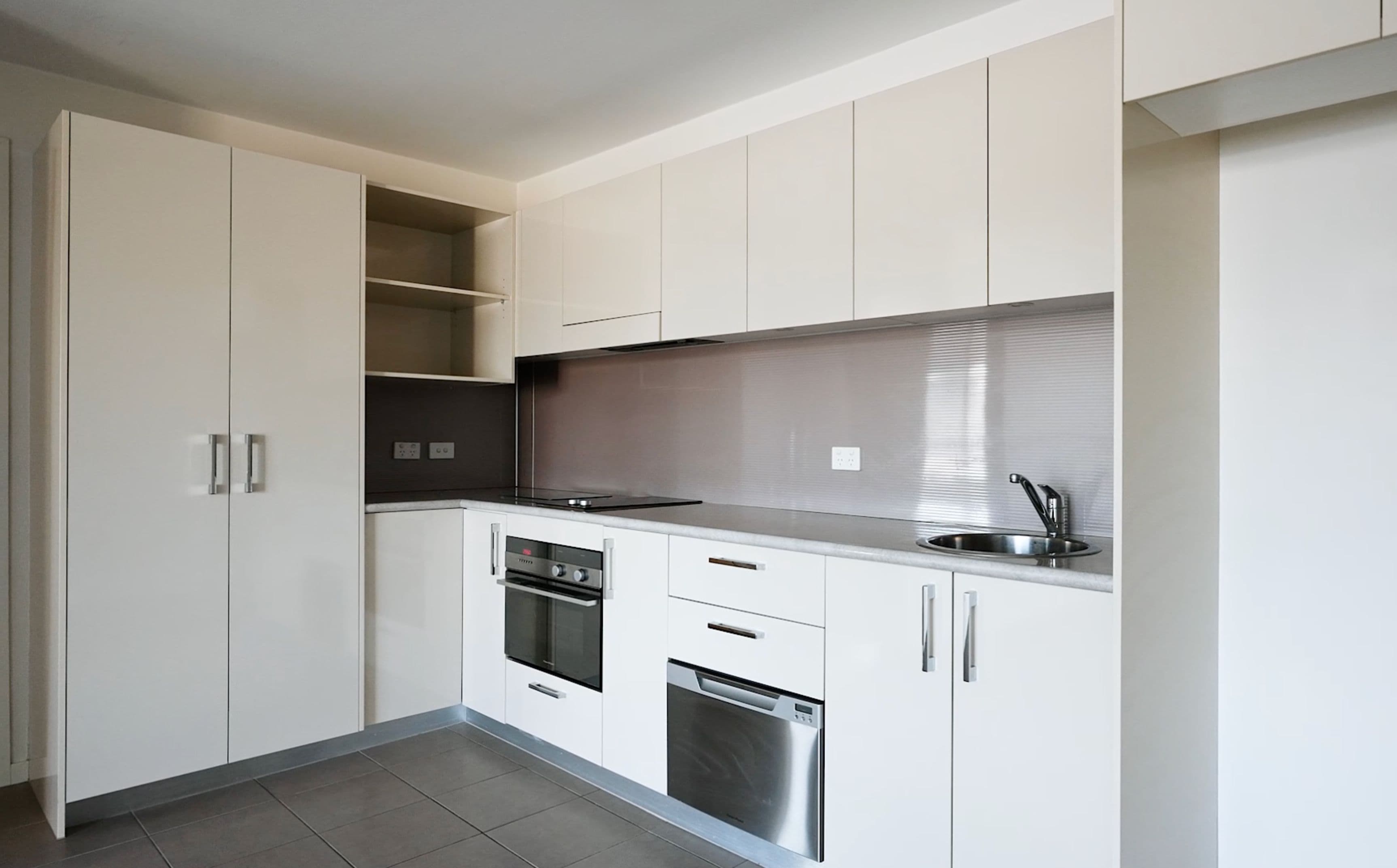 15 Braybrooke Street, Bruce ACT 2617, Bruce - Thumbnail 2