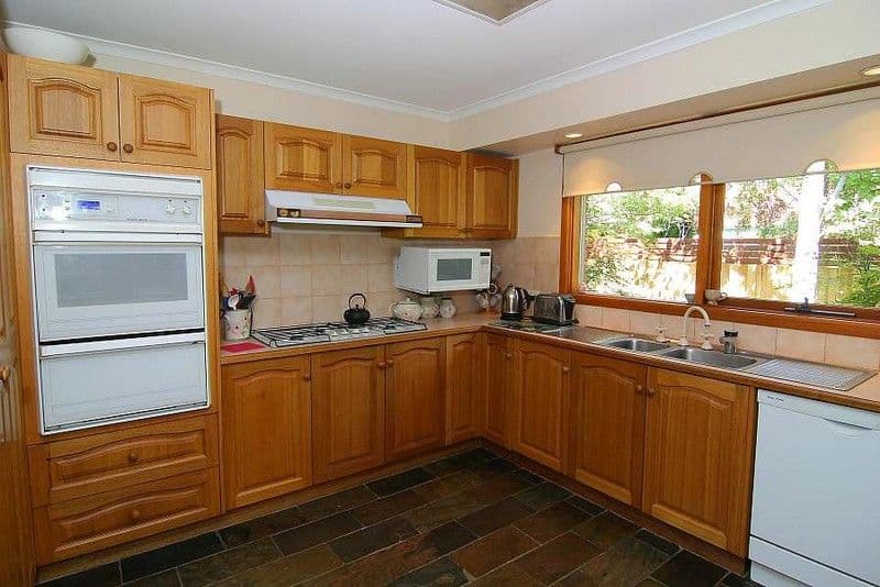 23 Paperbark Place, KNOXFIELD VIC 3180, Knoxfield - Thumbnail 3