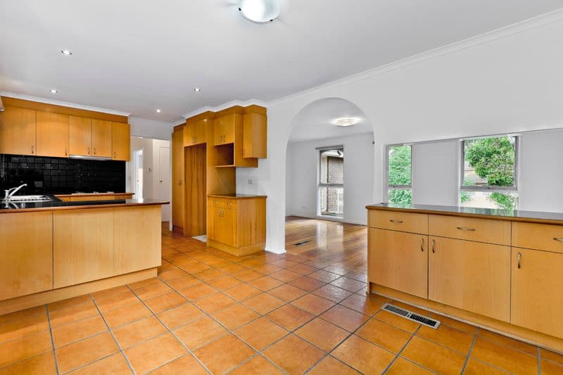 15 Booyan Crescent, GREENSBOROUGH VIC 3088, Greensborough - Thumbnail 5