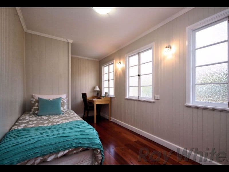 26 Walsh Street, Newtown QLD 4305, Newtown - Thumbnail 6