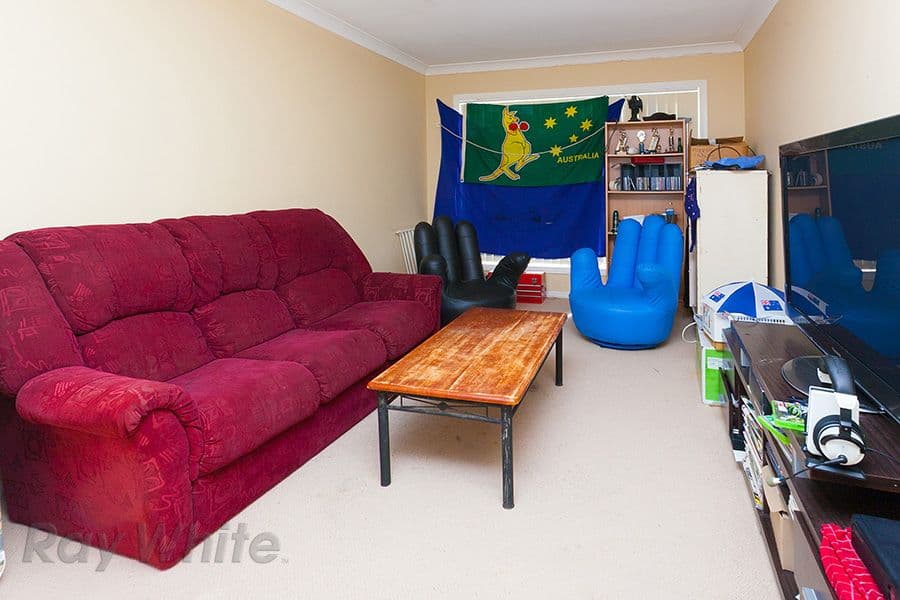 6 Giza Court, CAMIRA QLD 4300, Camira - Thumbnail 5
