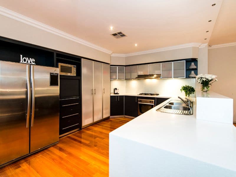 22 Fawcett Crescent, Canning Vale WA 6155, Canning Vale - Thumbnail 2