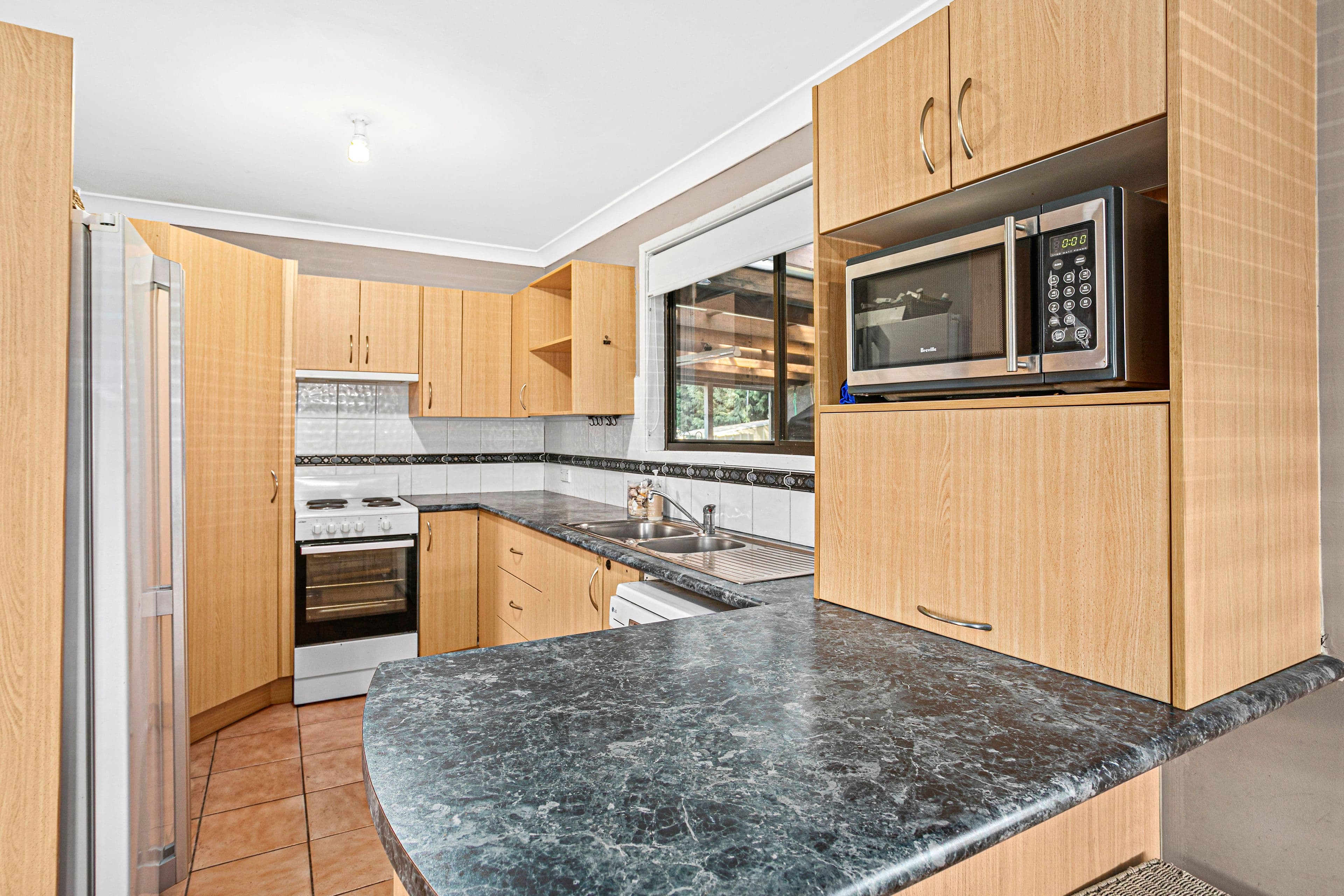 5 Narvo Street, Barrack Heights NSW 2528, Barrack Heights - Thumbnail 2