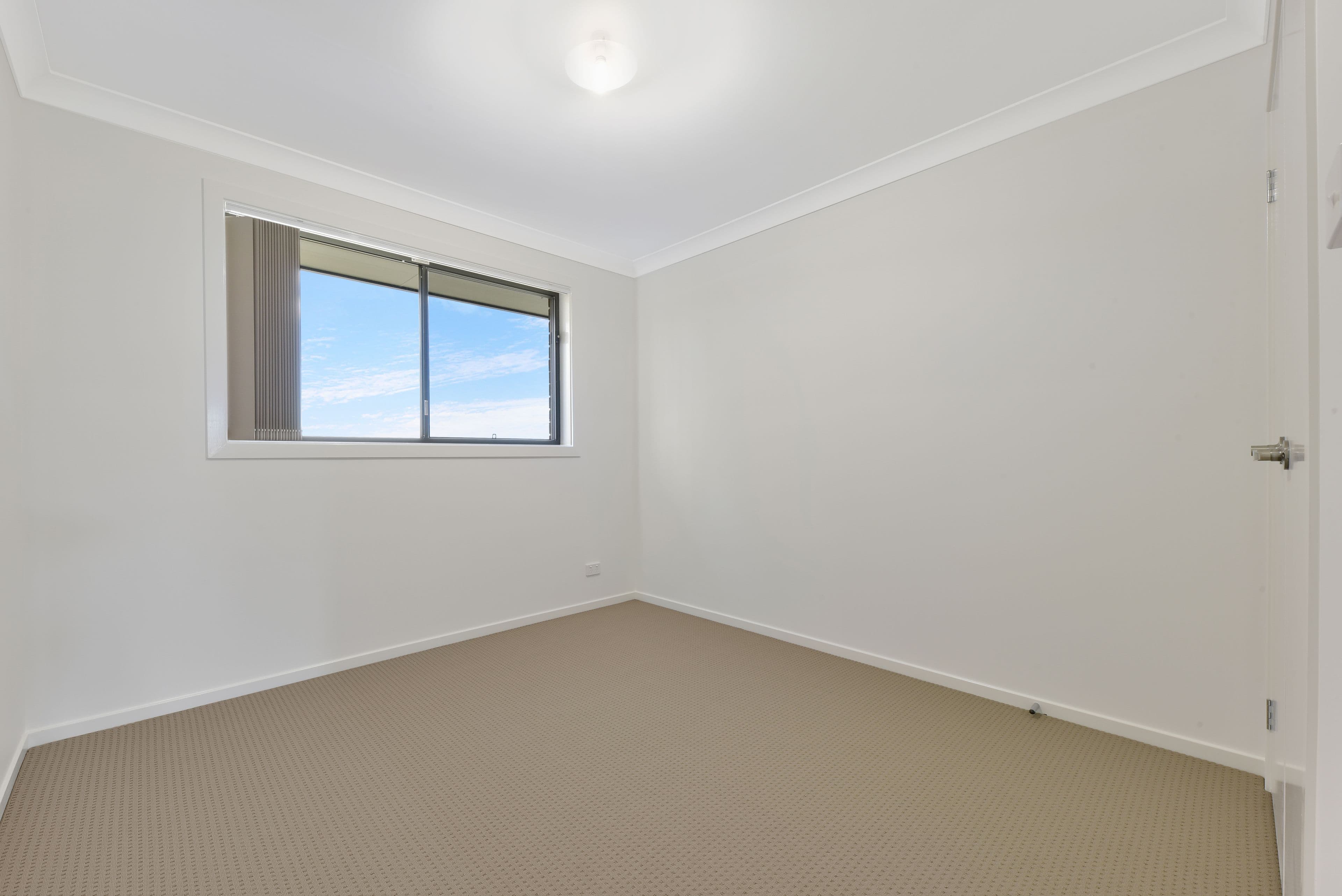 Glenfield NSW 2167, Glenfield - Thumbnail 6