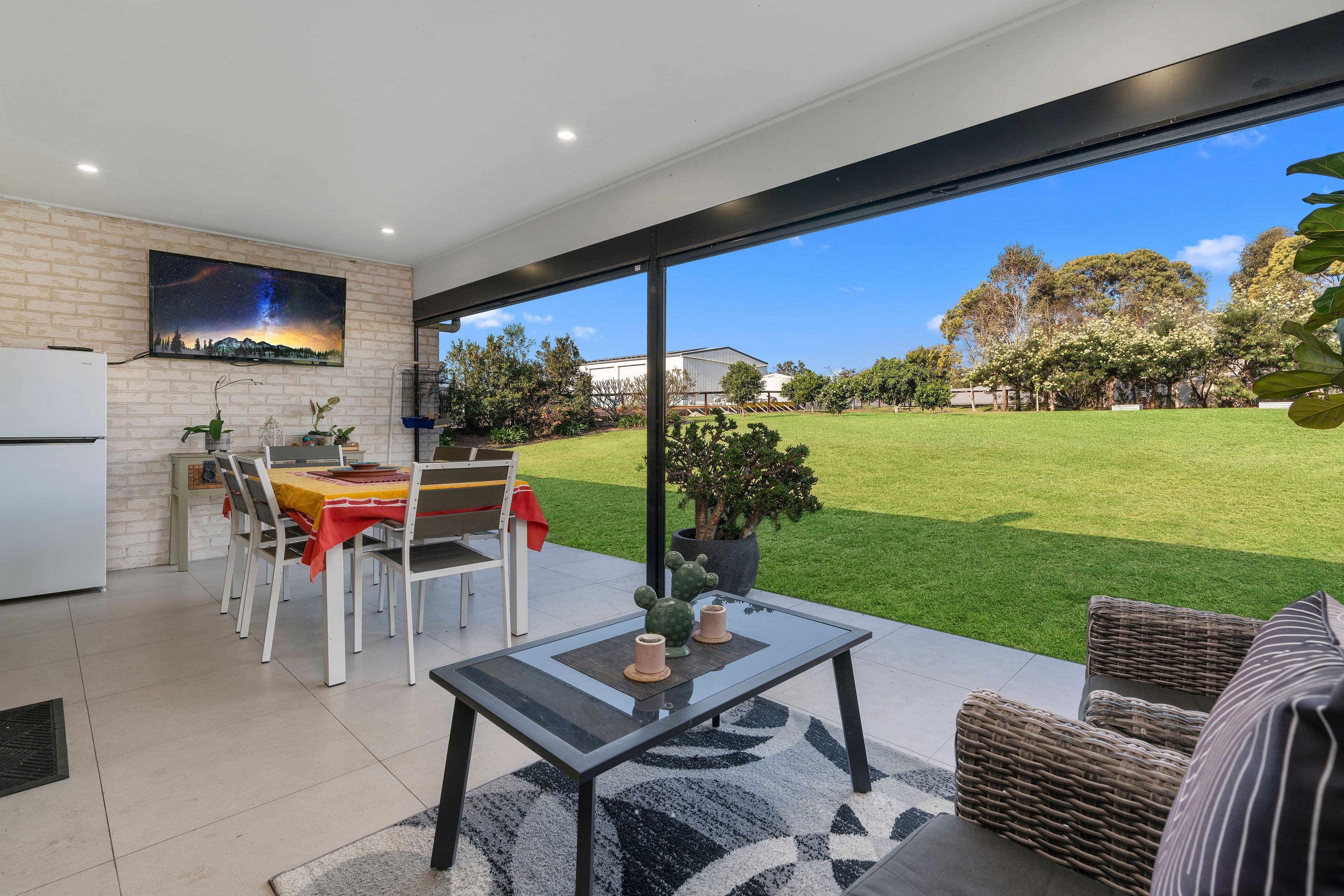 131 SIPPEL Drive, Woodford QLD 4514, Woodford - Thumbnail 3