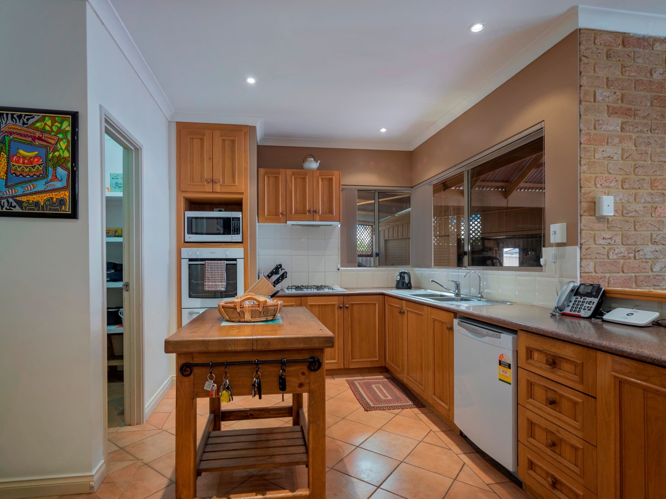 11 Allender Place, Wandina WA 6530, Wandina - Thumbnail 4