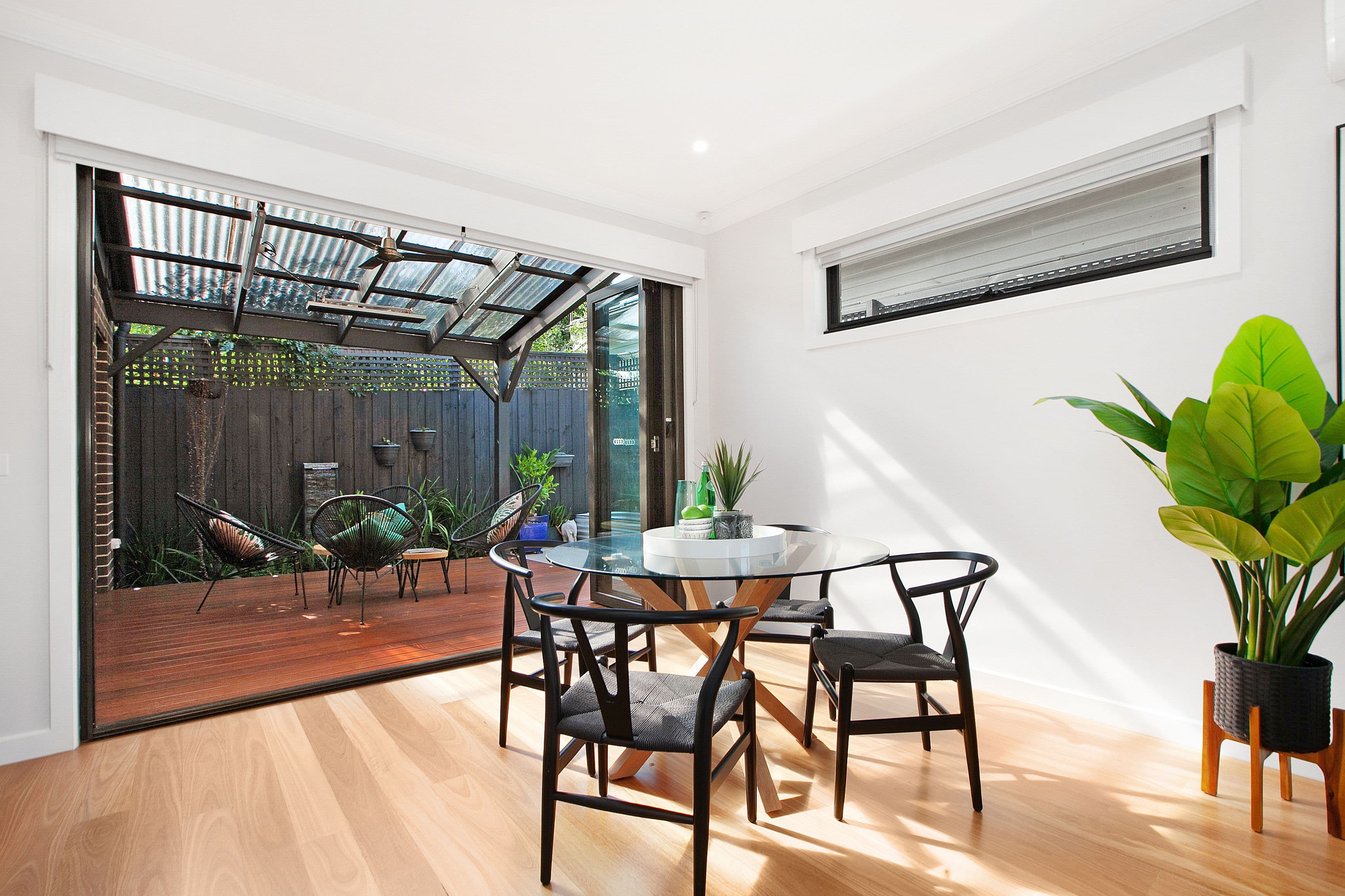 18 Lawson Street, Reservoir VIC 3073, Reservoir - Thumbnail 5