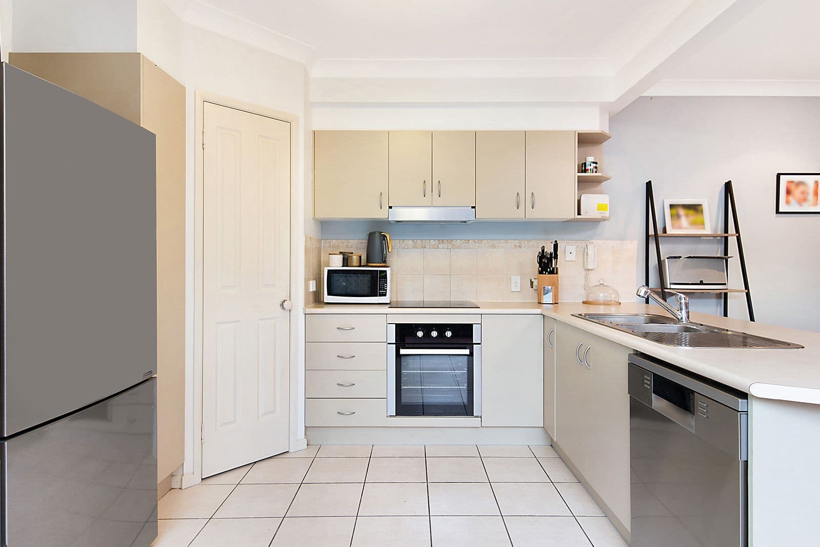 2 Springhill Drive, Sippy Downs QLD 4556, Sippy Downs - Thumbnail 2