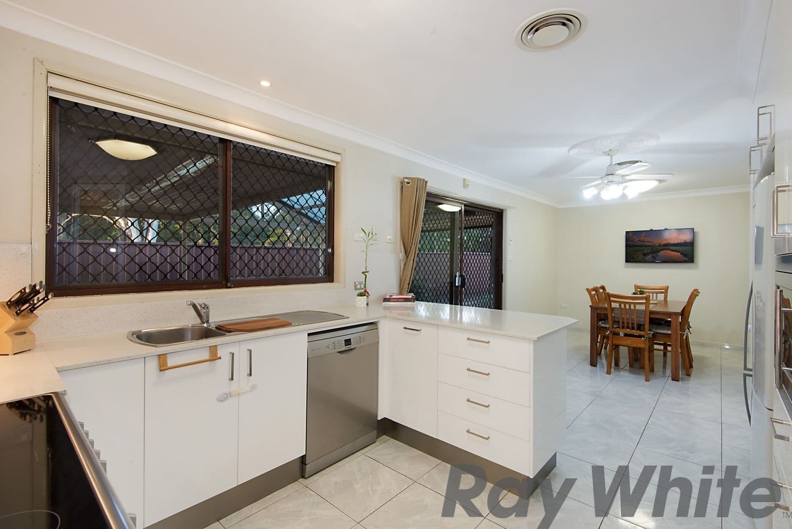 49 Falmouth Road, Quakers Hill - Thumbnail 7