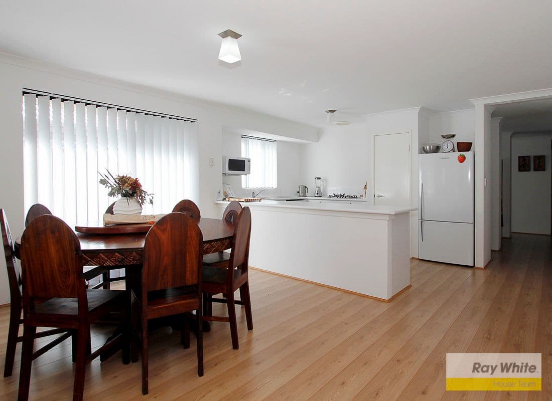 11 Barton Loop, PIARA WATERS WA 6112, Piara Waters - Thumbnail 5