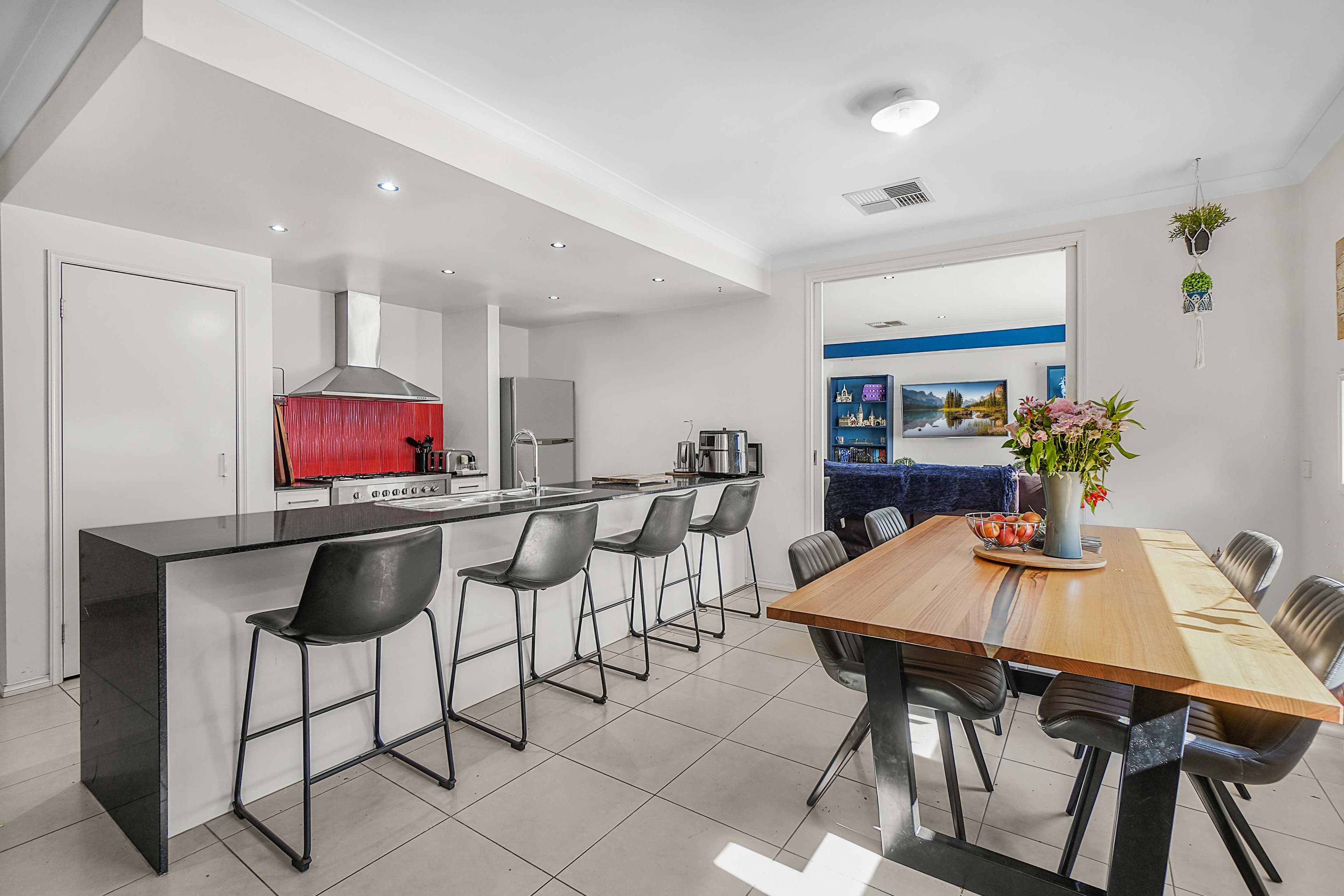 55 Gallery Way, Pakenham VIC 3810, Pakenham - Thumbnail 2