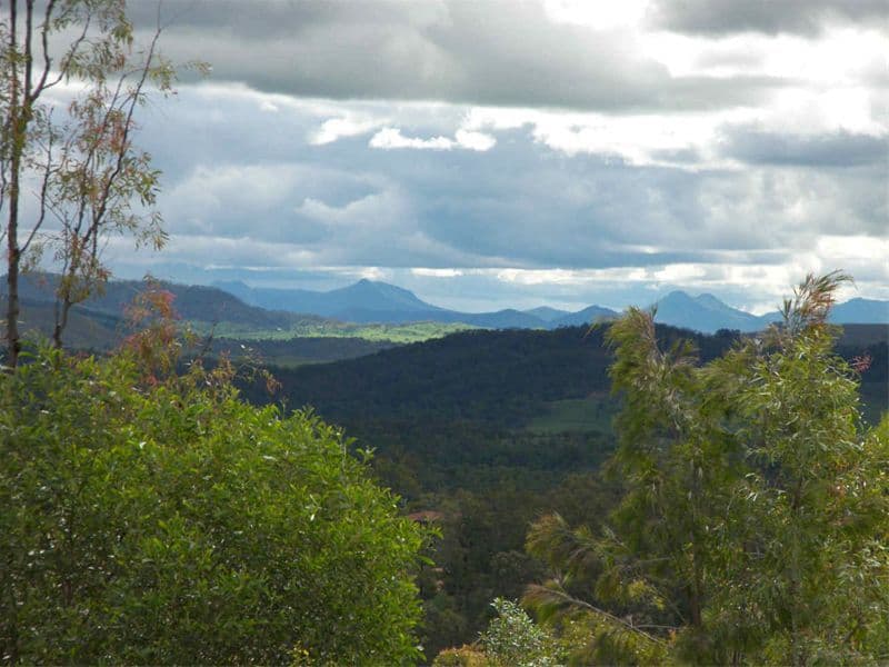 196-198 Boomerang Drive, KOORALBYN QLD 4285, Kooralbyn - Thumbnail 2