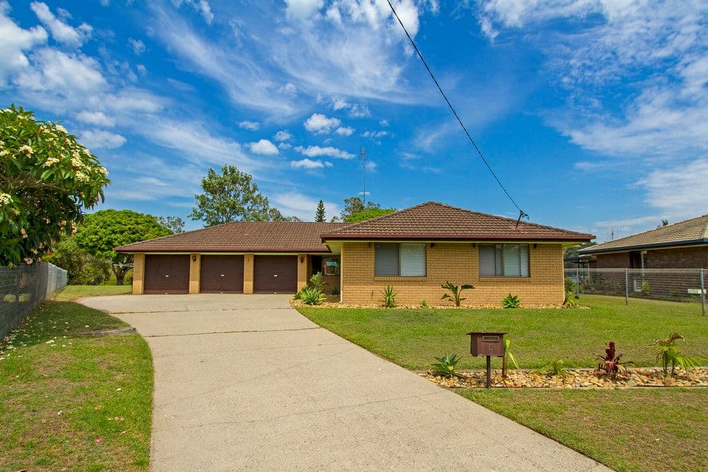 5 Sunset Place, TWEED HEADS WEST NSW 2485, Tweed Heads West - Thumbnail 2