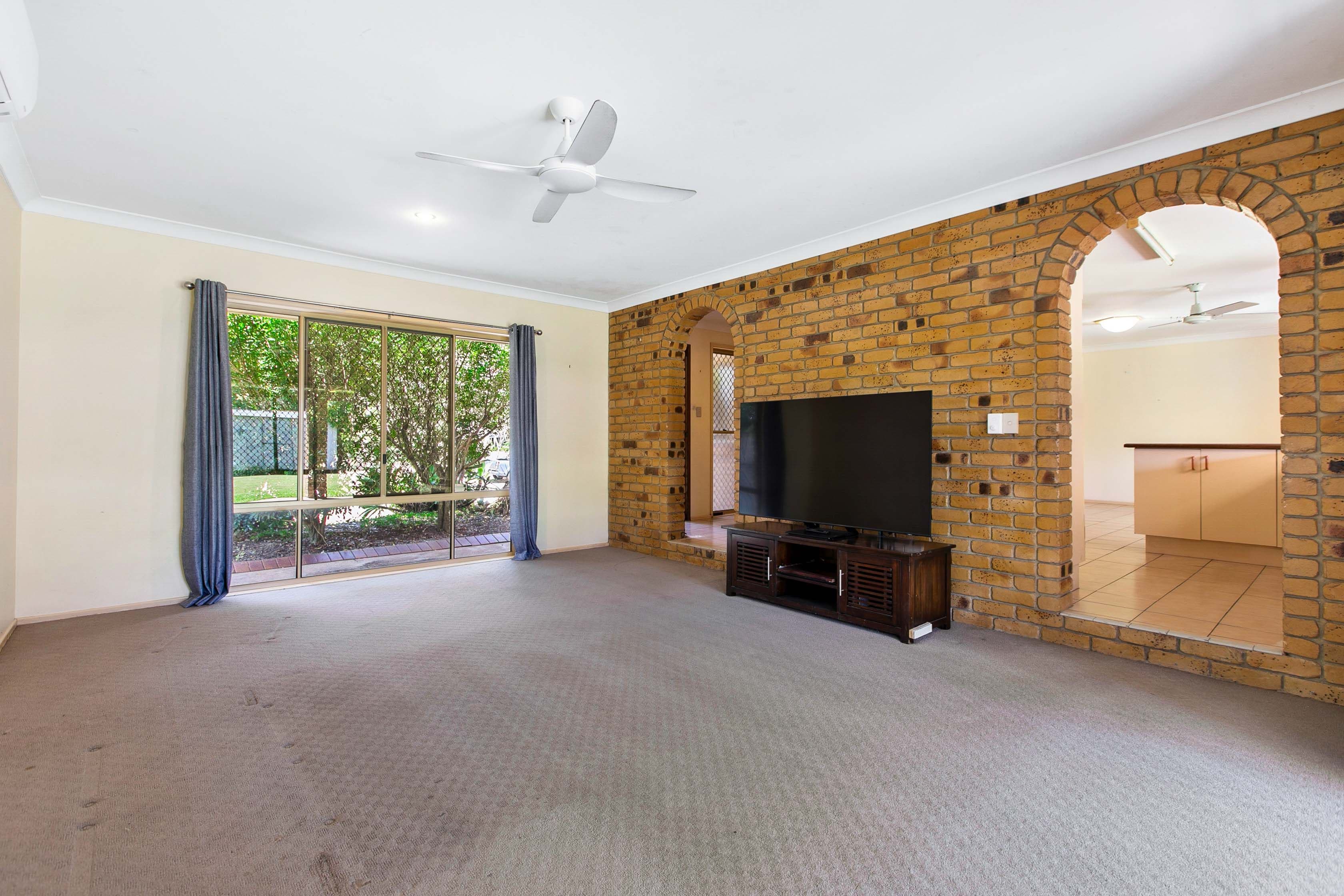 12 Meledie Avenue, Kawungan QLD 4655, Kawungan - Thumbnail 2