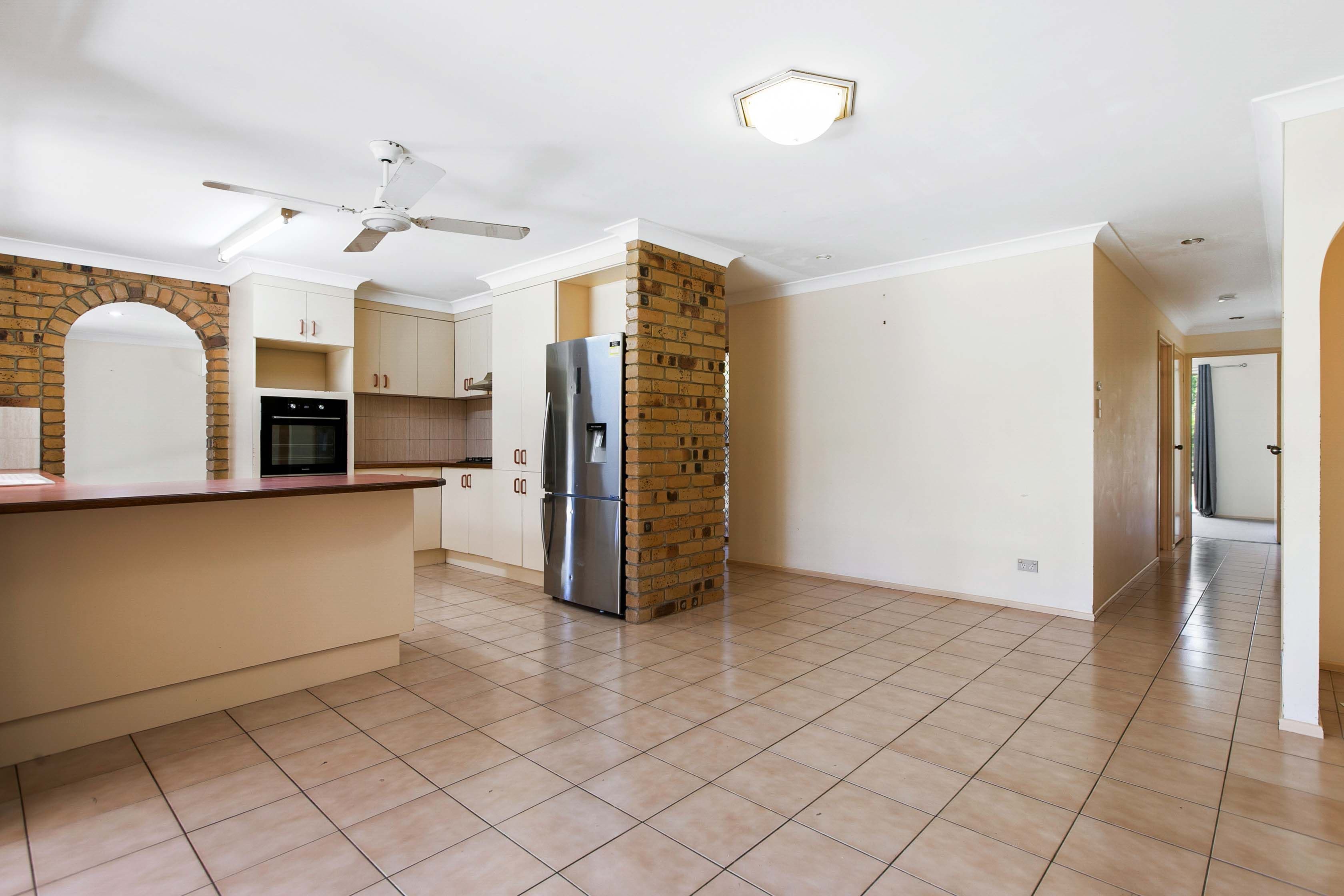 12 Meledie Avenue, Kawungan QLD 4655, Kawungan - Thumbnail 4
