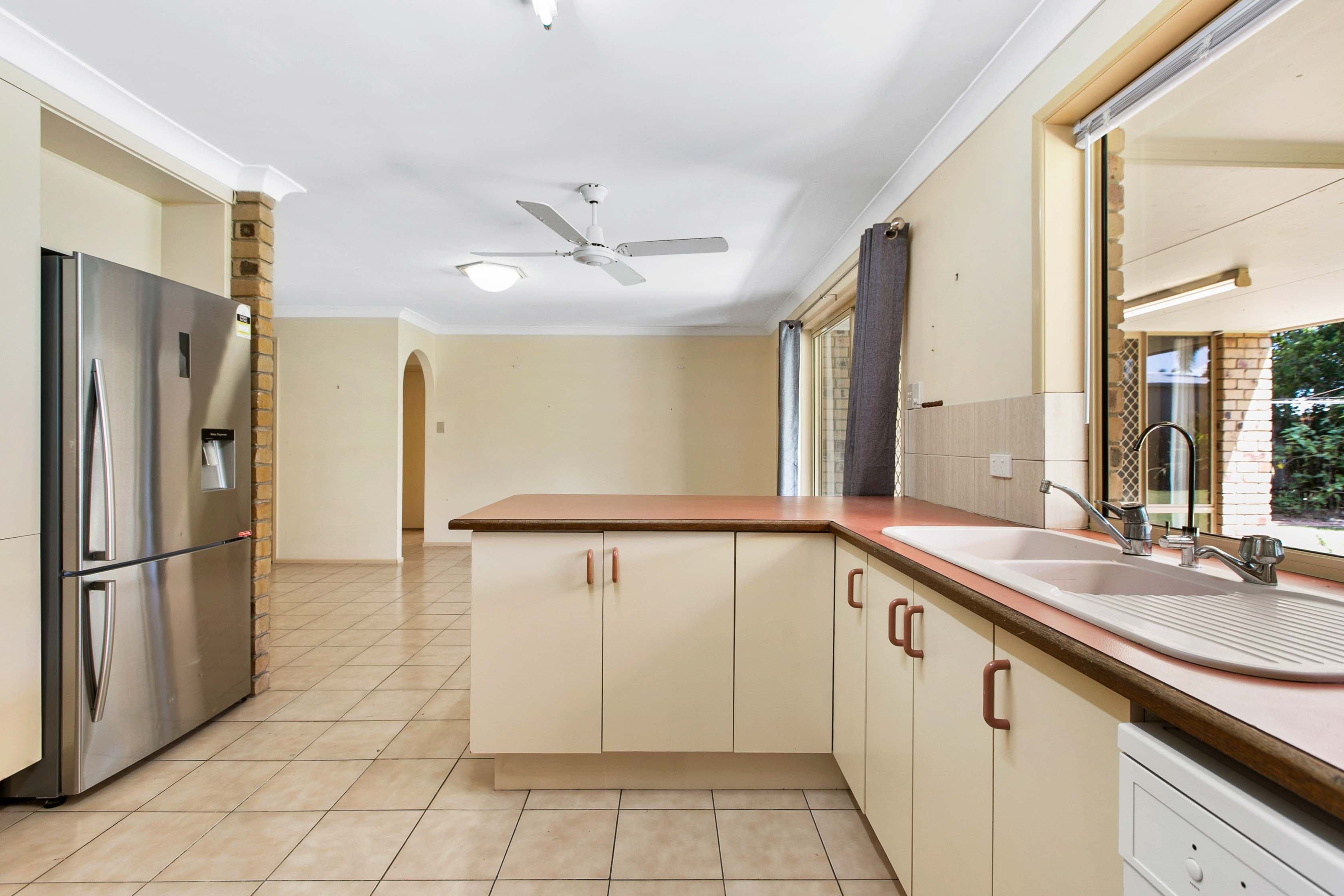 12 Meledie Avenue, Kawungan QLD 4655, Kawungan - Thumbnail 8