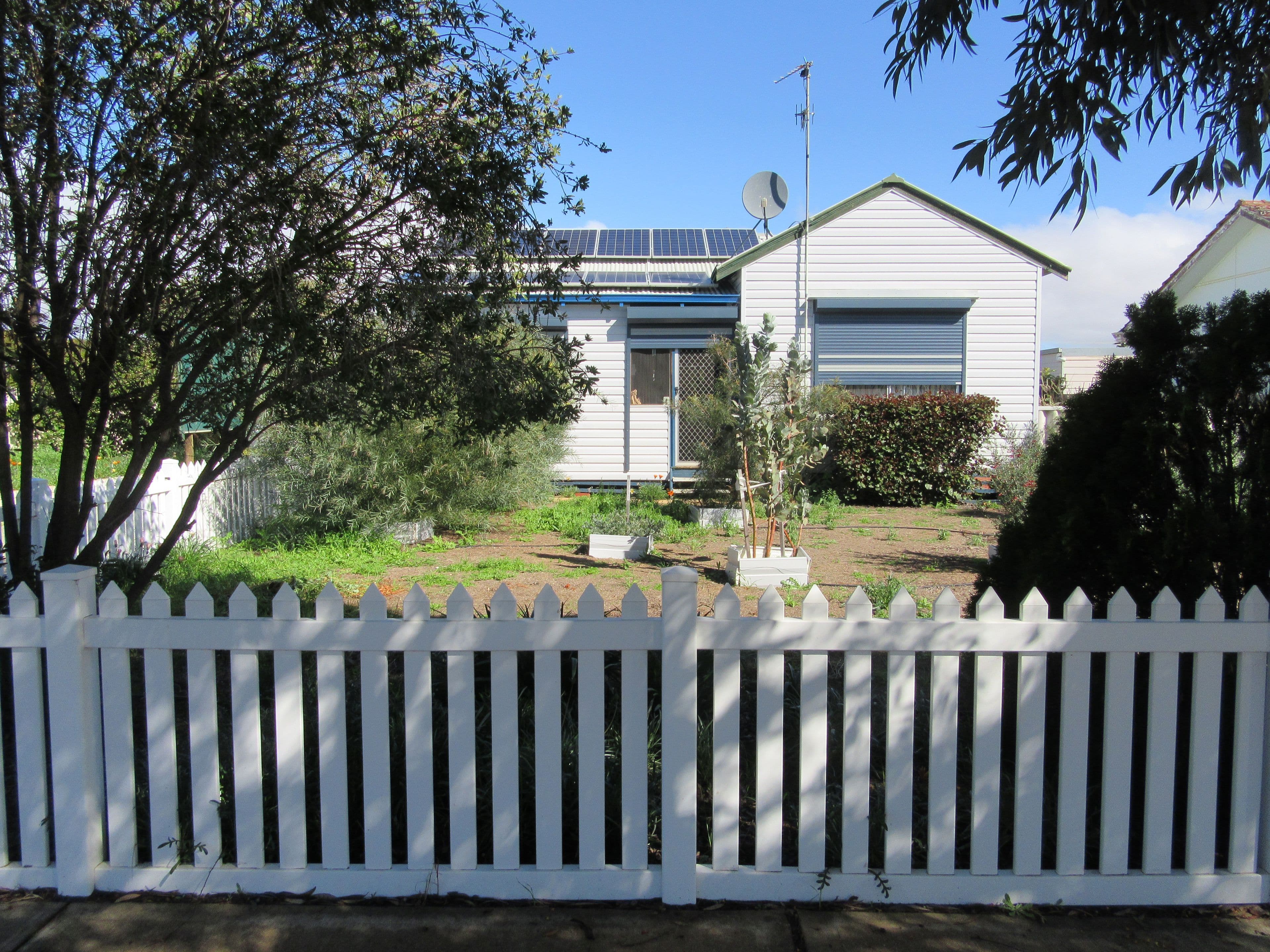 4 Railway Avenue, Carnamah WA 6517, Carnamah - Image 1