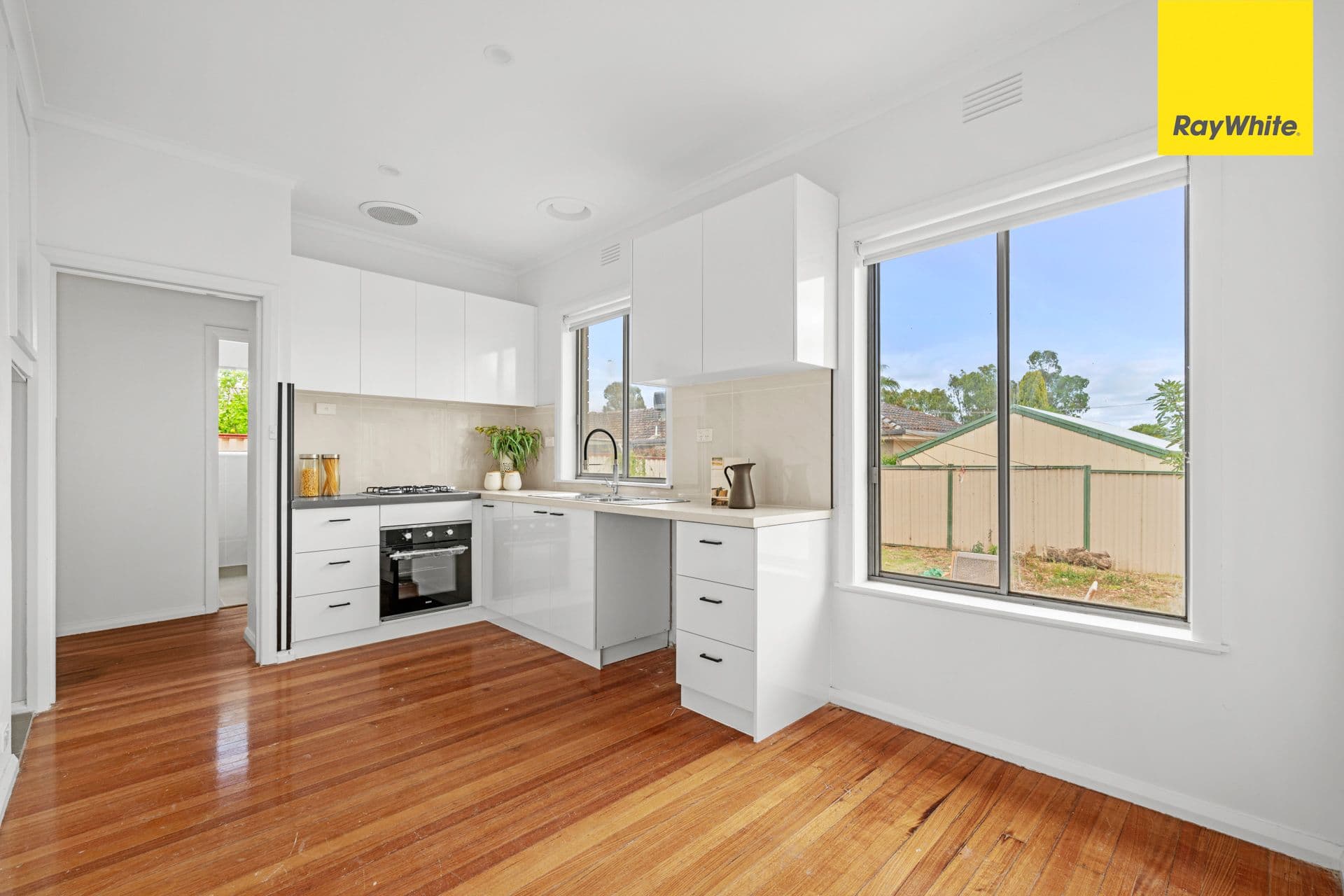 37 Riddle Drive, Melton VIC 3337, Melton - Thumbnail 3