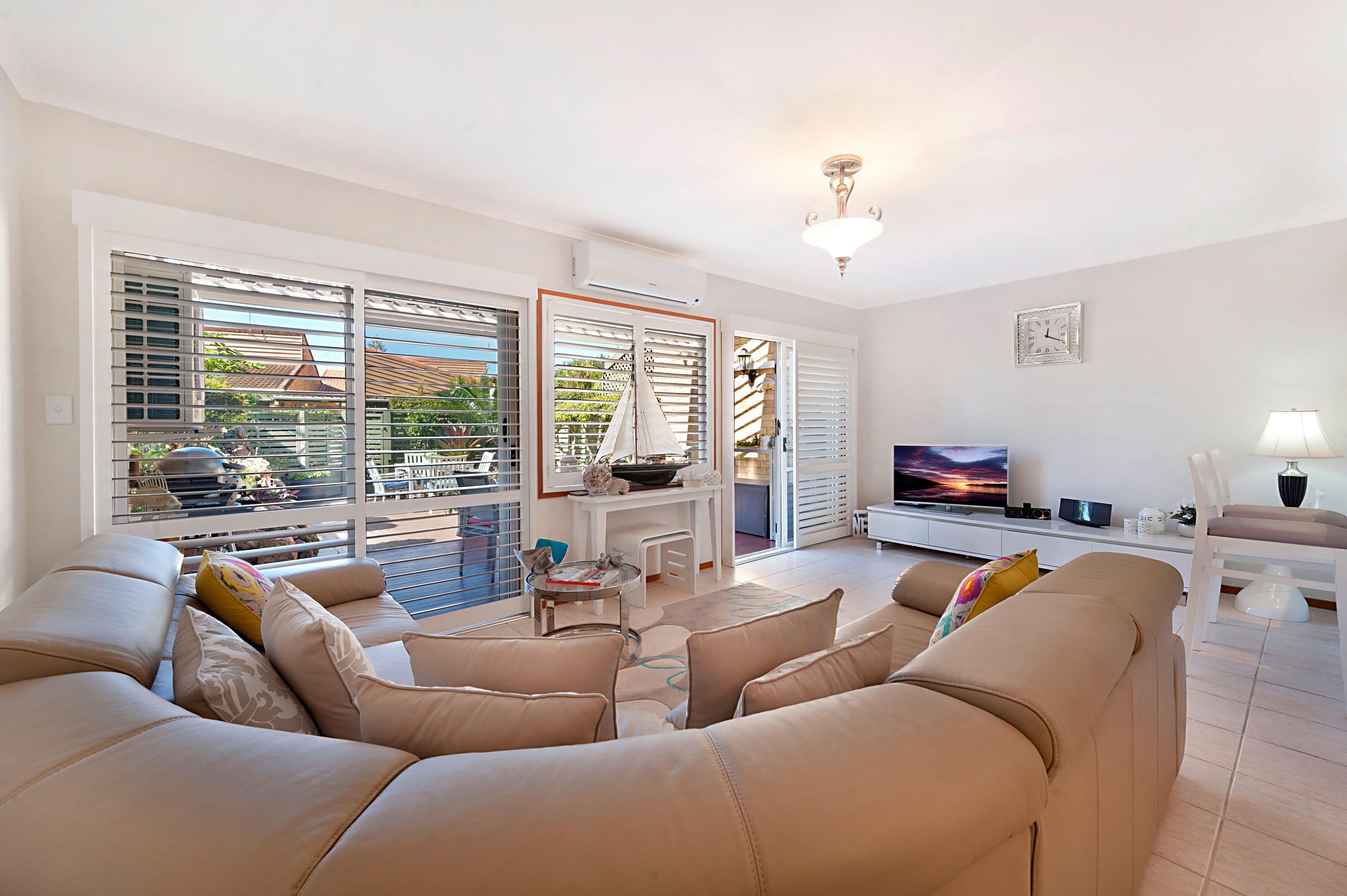 31 Vespa Crescent, Surfers Paradise QLD 4217, Surfers Paradise - Thumbnail 2