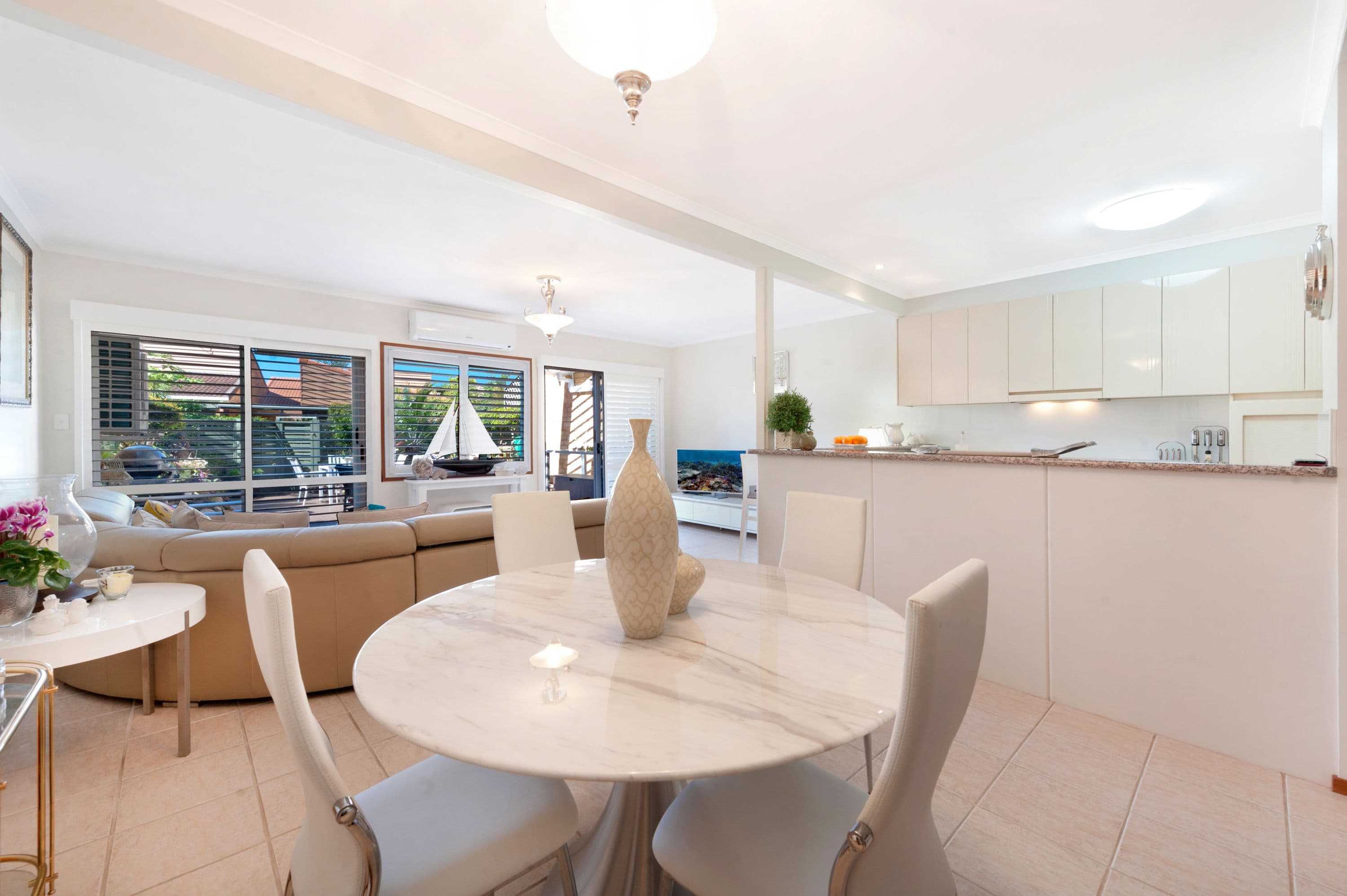31 Vespa Crescent, Surfers Paradise QLD 4217, Surfers Paradise - Thumbnail 3