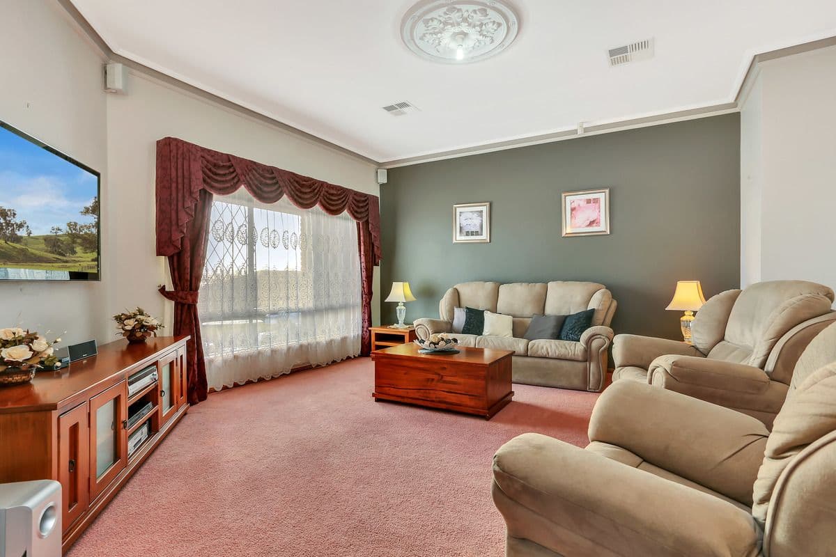 21 Cambridge Terrace, Hillbank SA 5112, Hillbank - Thumbnail 4