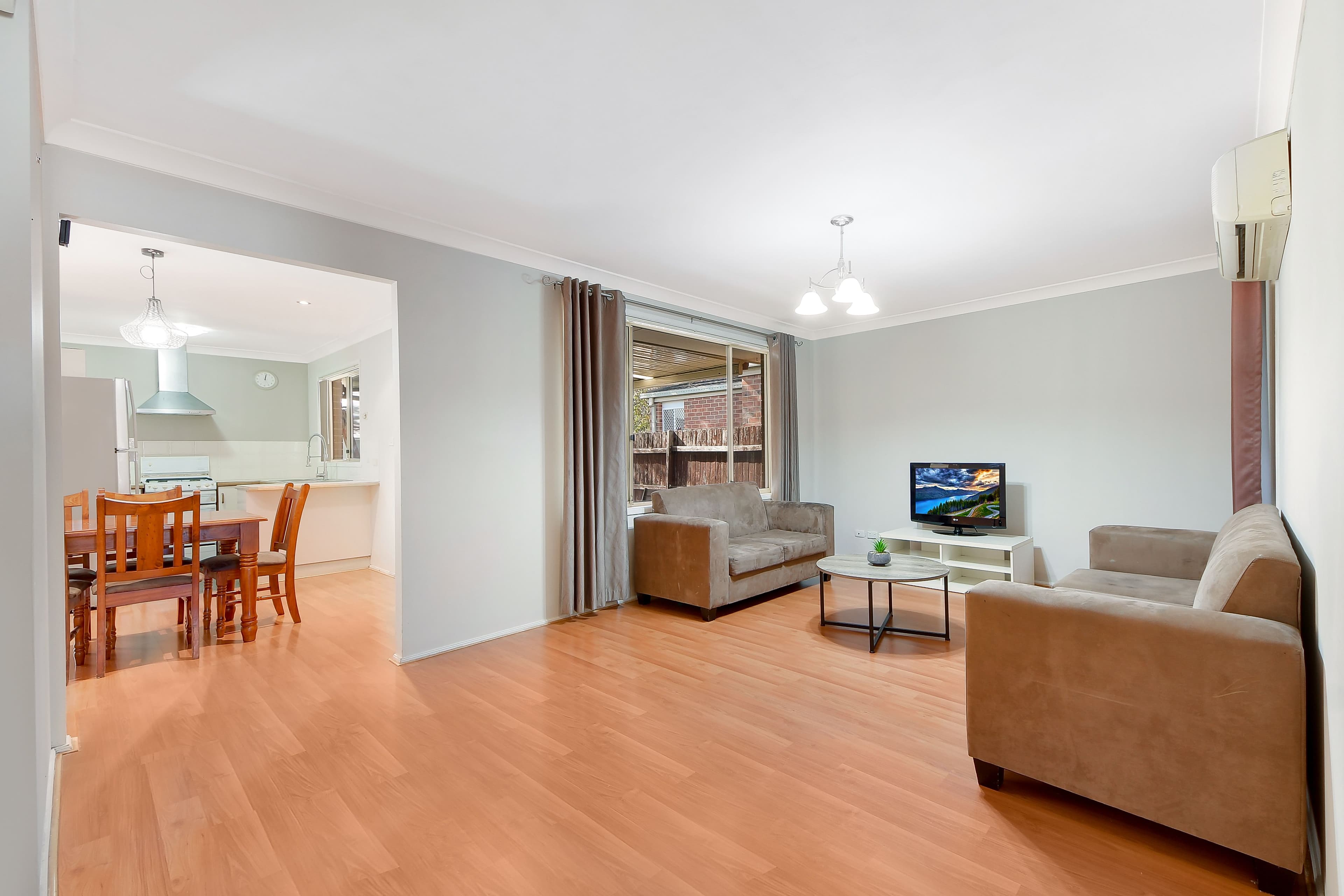 21 Bellwood Close, Werrington - Thumbnail 2