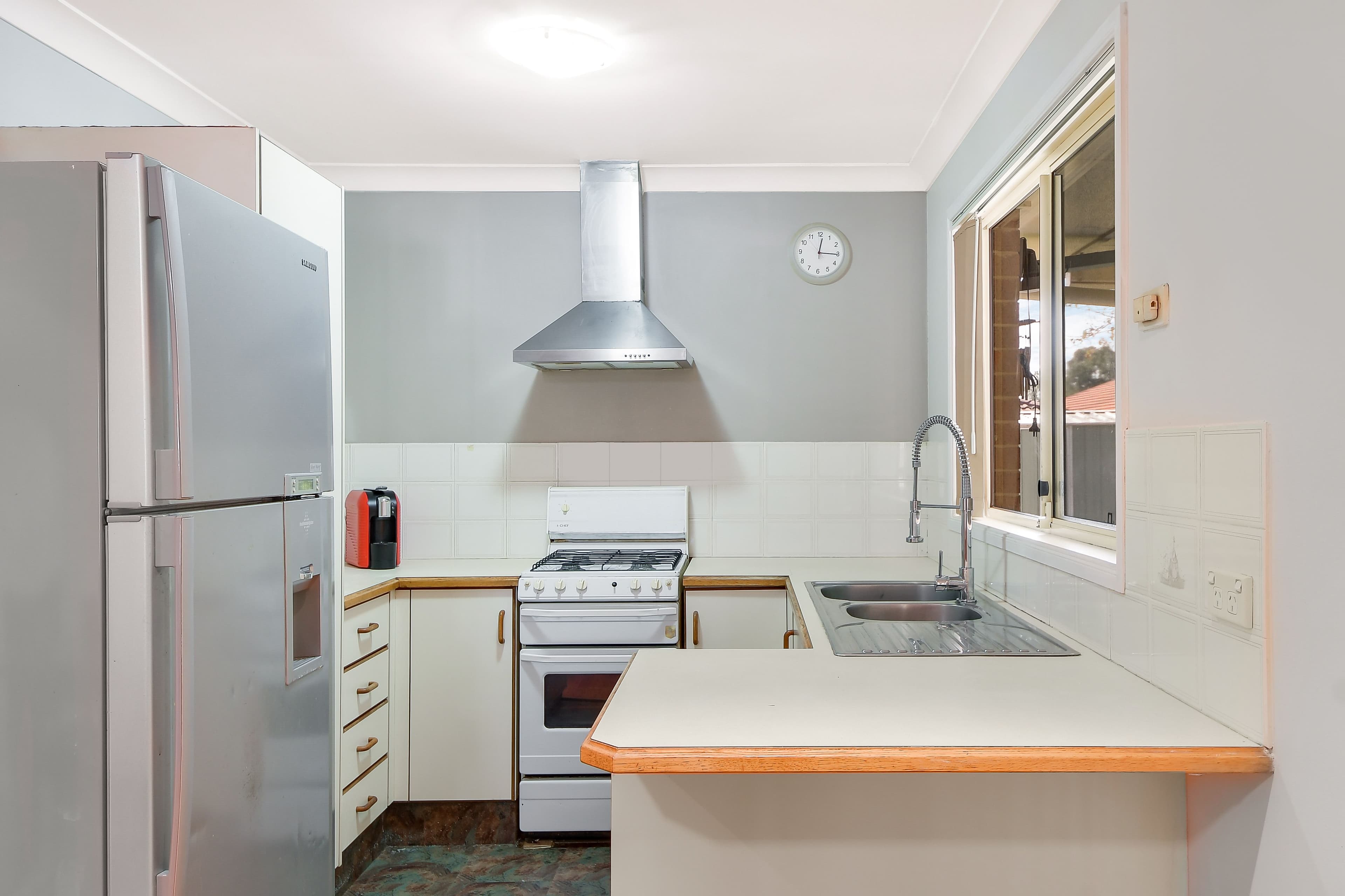 21 Bellwood Close, Werrington - Thumbnail 4
