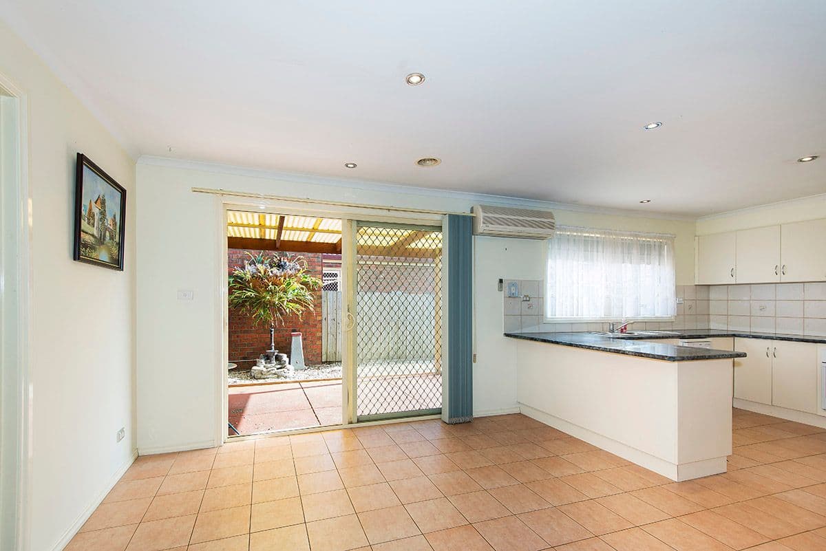 24 Jasmine Drive, Mill Park VIC 3082, Mill Park - Thumbnail 3