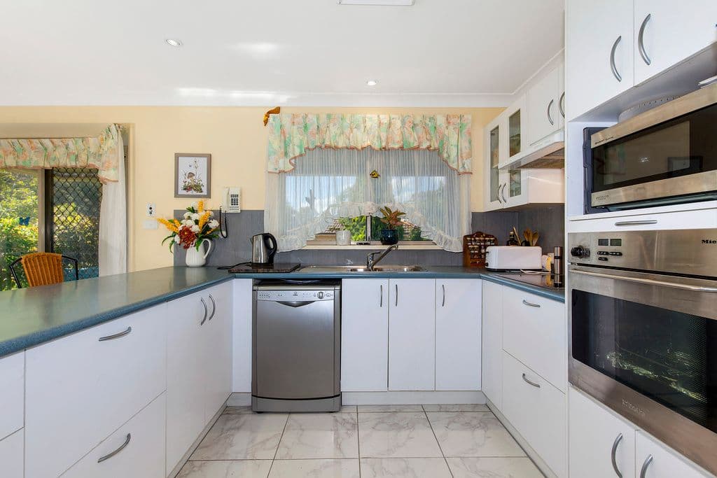 27 Salisbury Drive, Terrigal - Thumbnail 3