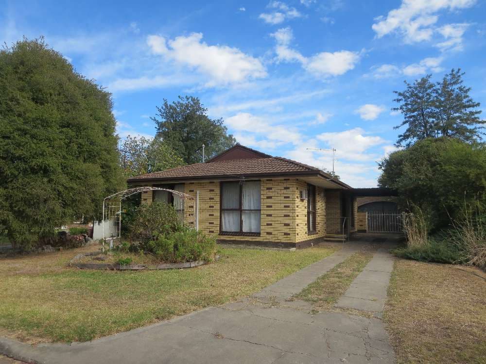 431 English Avenue, Lavington NSW 2641, Lavington - Image 1