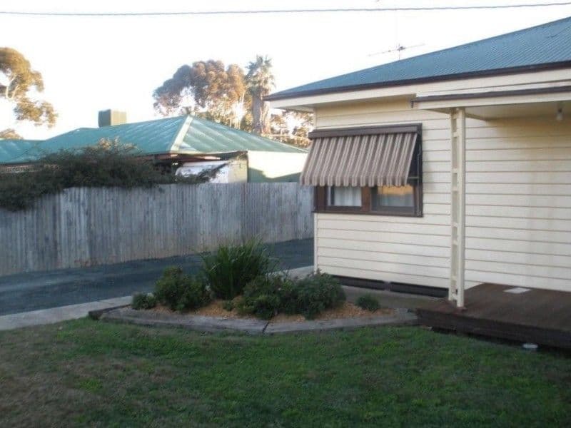31 Lyndon Rd, Capalaba, QLD, 4157, Capalaba - Thumbnail 2