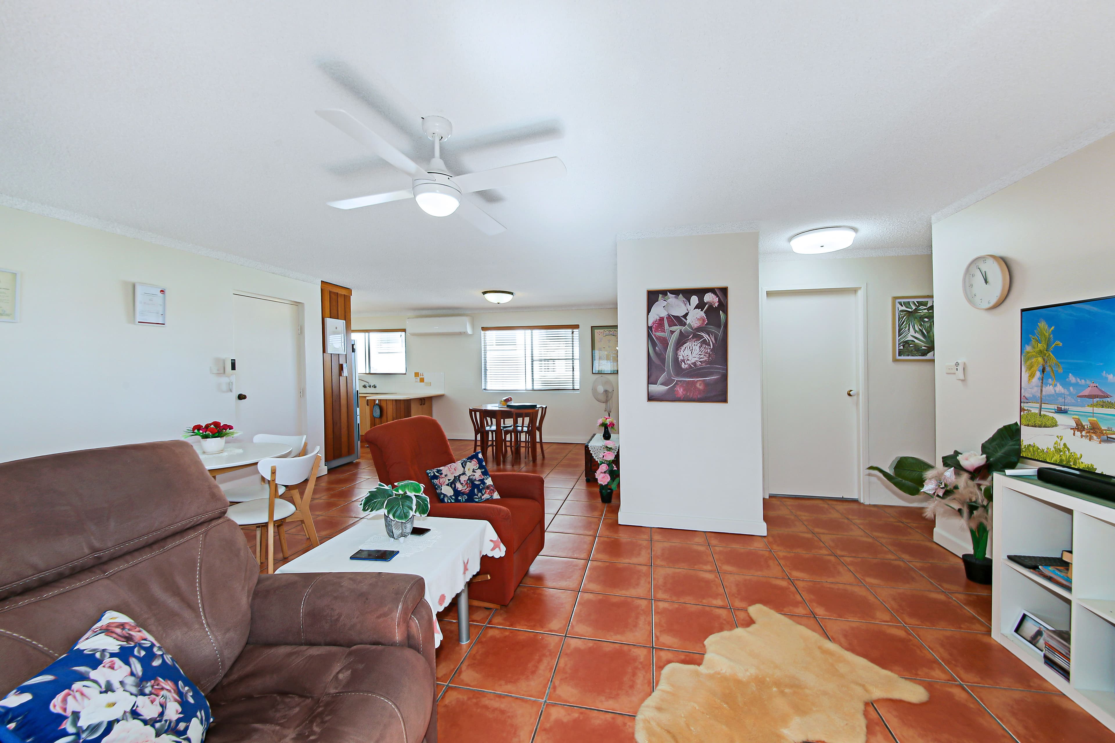98 Esplanade, Golden Beach QLD 4551, Golden Beach - Thumbnail 3