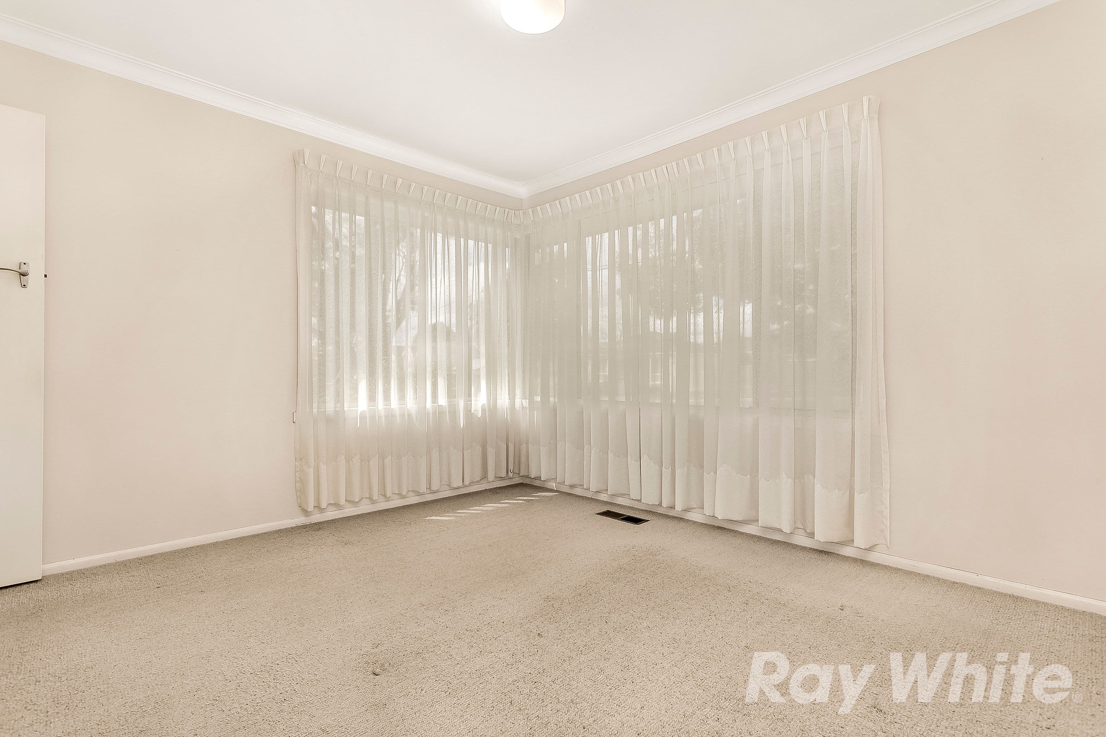 3 Adrienne Crescent, Mount Waverley VIC 3149, Mount Waverley - Thumbnail 7