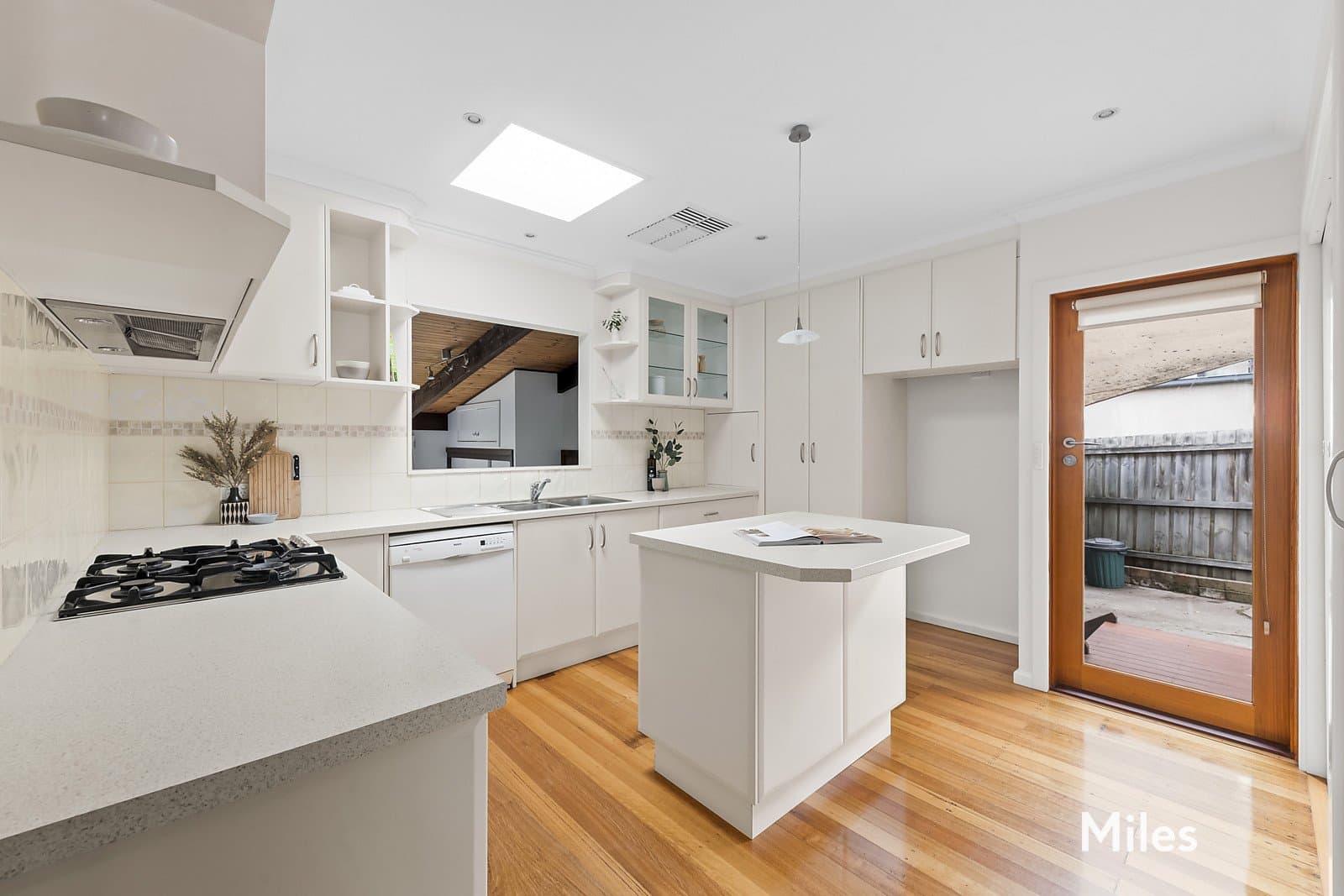 10 Lillian Court, Viewbank, Viewbank - Thumbnail 8