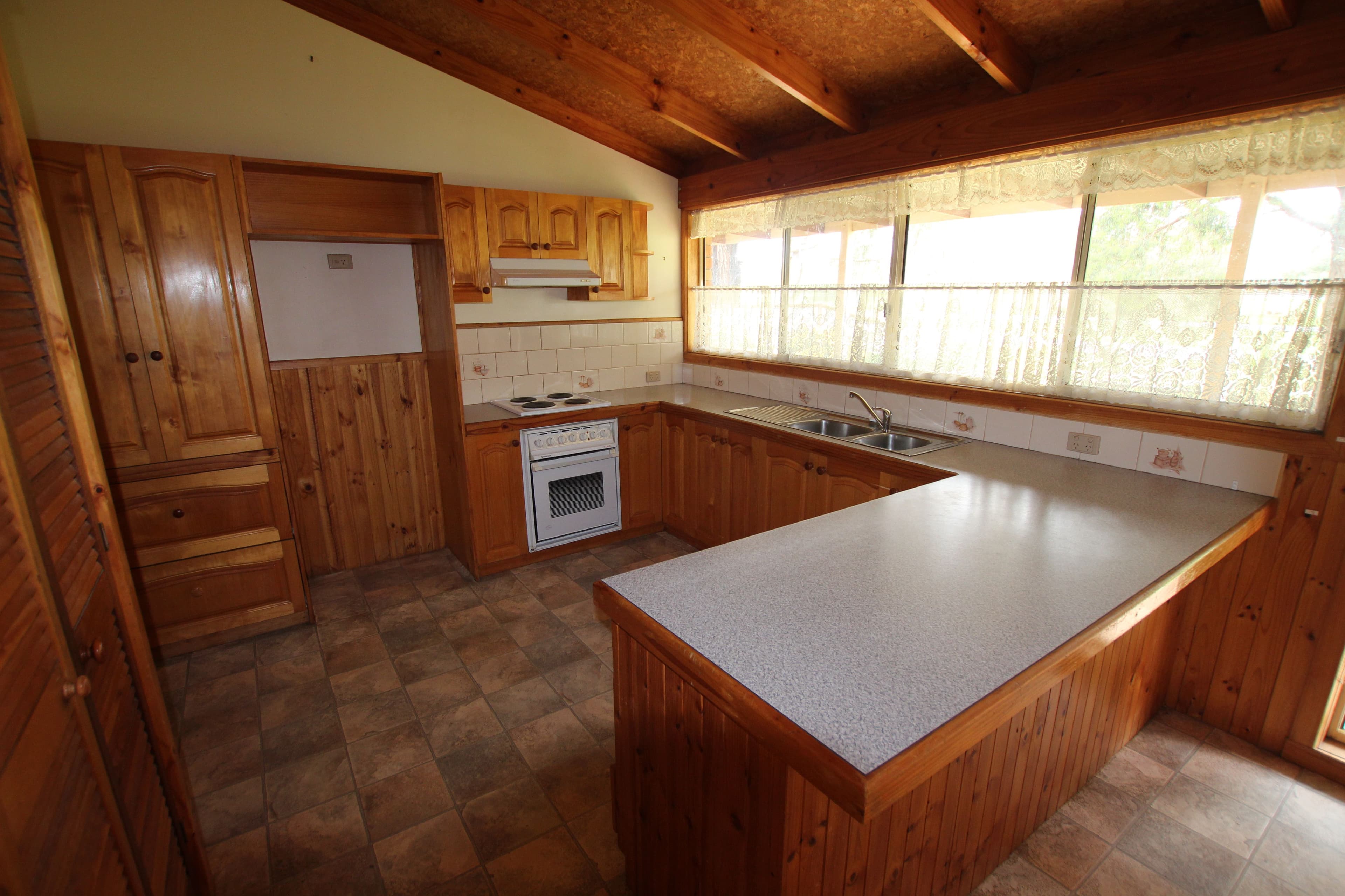 19 High Street, ROCHESTER VIC 3561, Rochester - Thumbnail 2