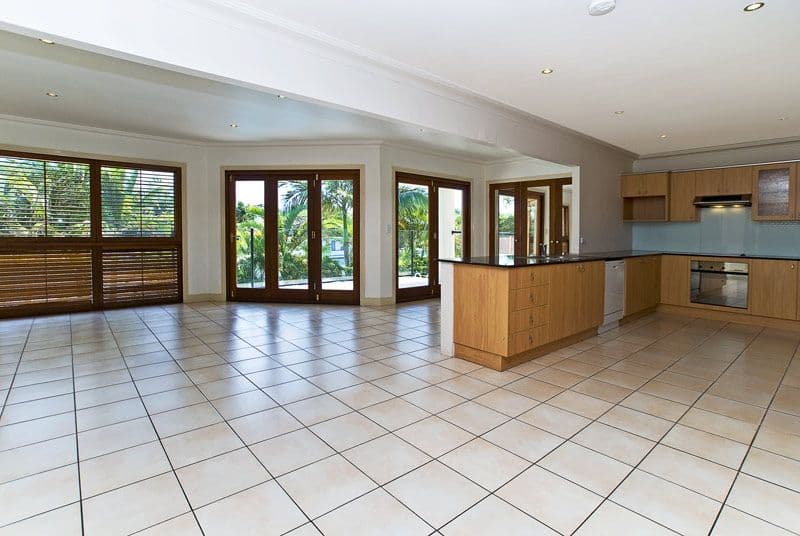 98 Gibraltar Drive, ISLE OF CAPRI QLD 4217, Isle Of Capri - Thumbnail 5