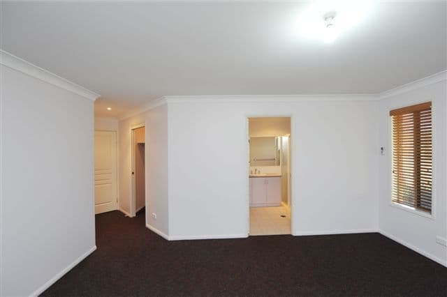 22 King Street, KINGSTHORPE QLD 4400, Kingsthorpe - Thumbnail 3