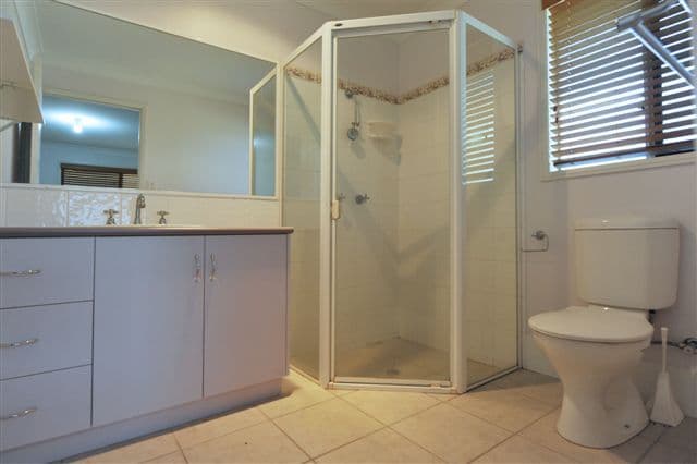 22 King Street, KINGSTHORPE QLD 4400, Kingsthorpe - Thumbnail 4