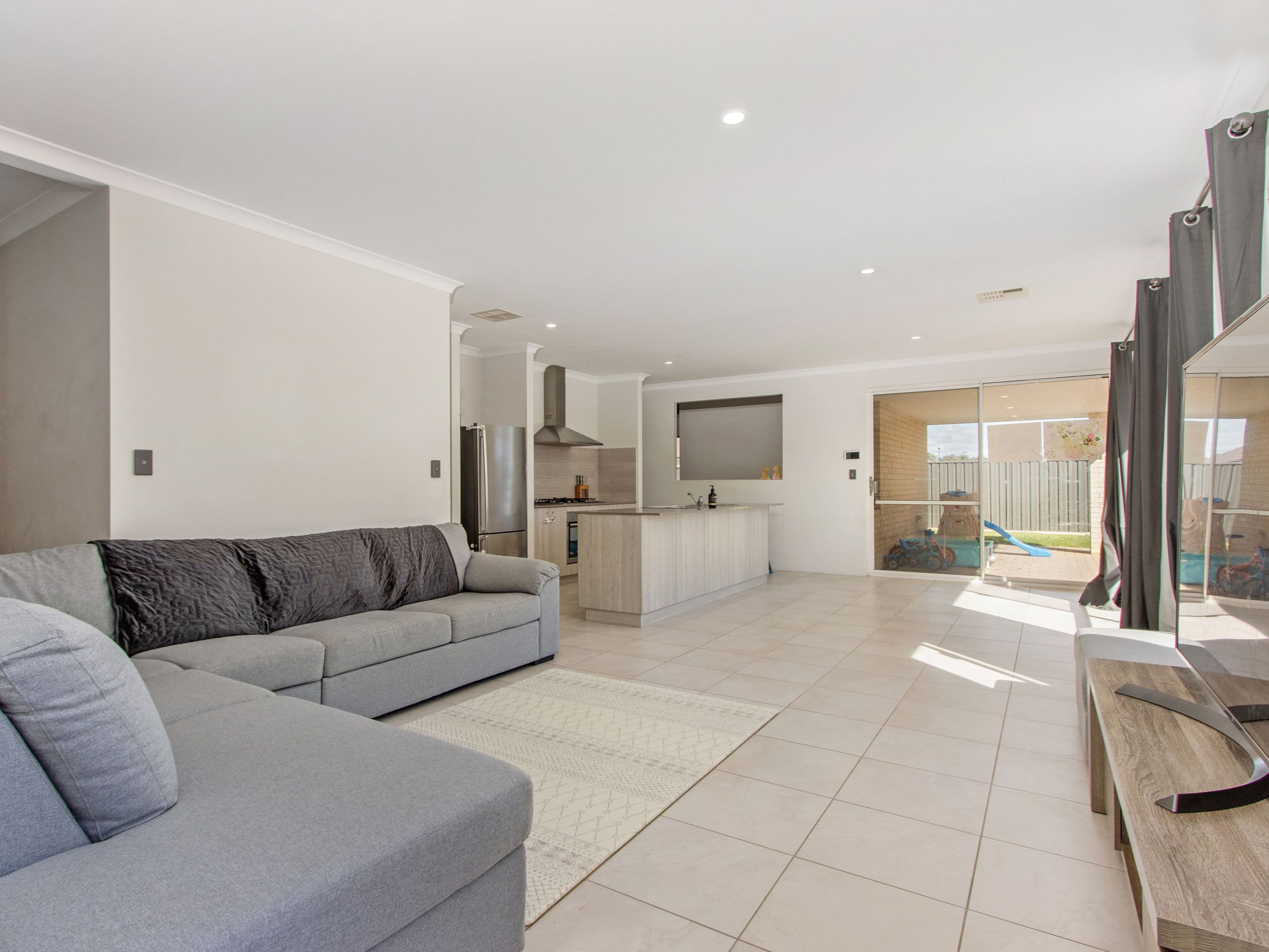 8 Russet Way, Baldivis WA 6171, Baldivis - Image 1