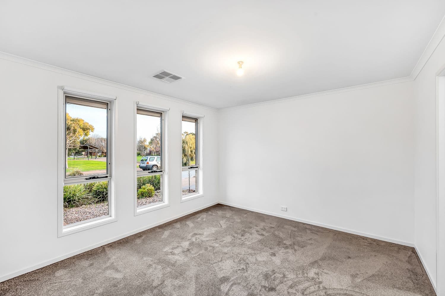 32 Telegraph Road, Seaford Meadows SA 5169, Seaford Meadows - Thumbnail 4
