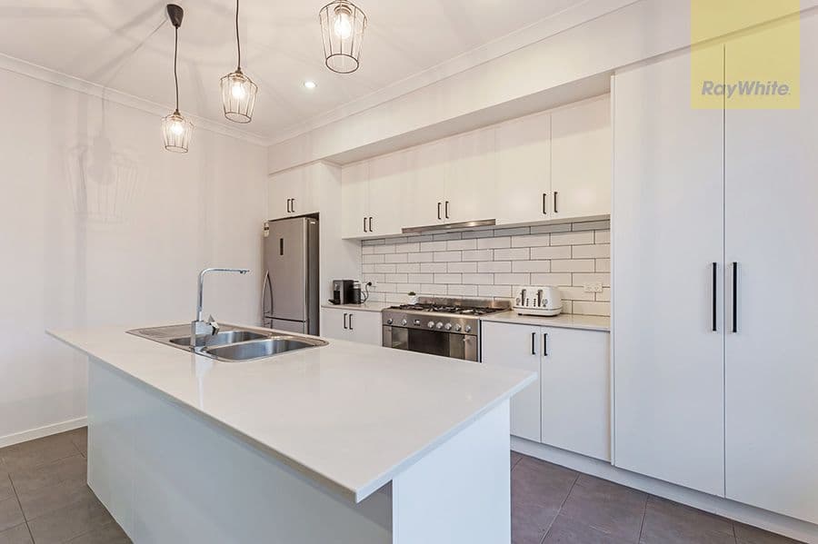 41 Grattan Cove, Craigieburn VIC 3064, Craigieburn - Thumbnail 3