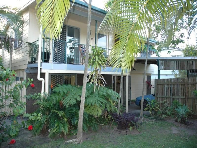 25 Longland Street, REDCLIFFE QLD 4020, Redcliffe - Thumbnail 2