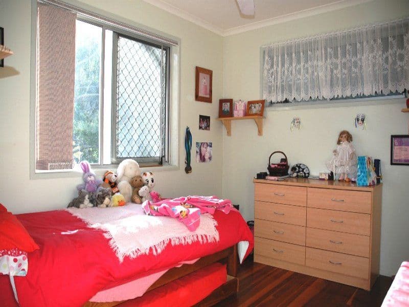 25 Longland Street, REDCLIFFE QLD 4020, Redcliffe - Thumbnail 7