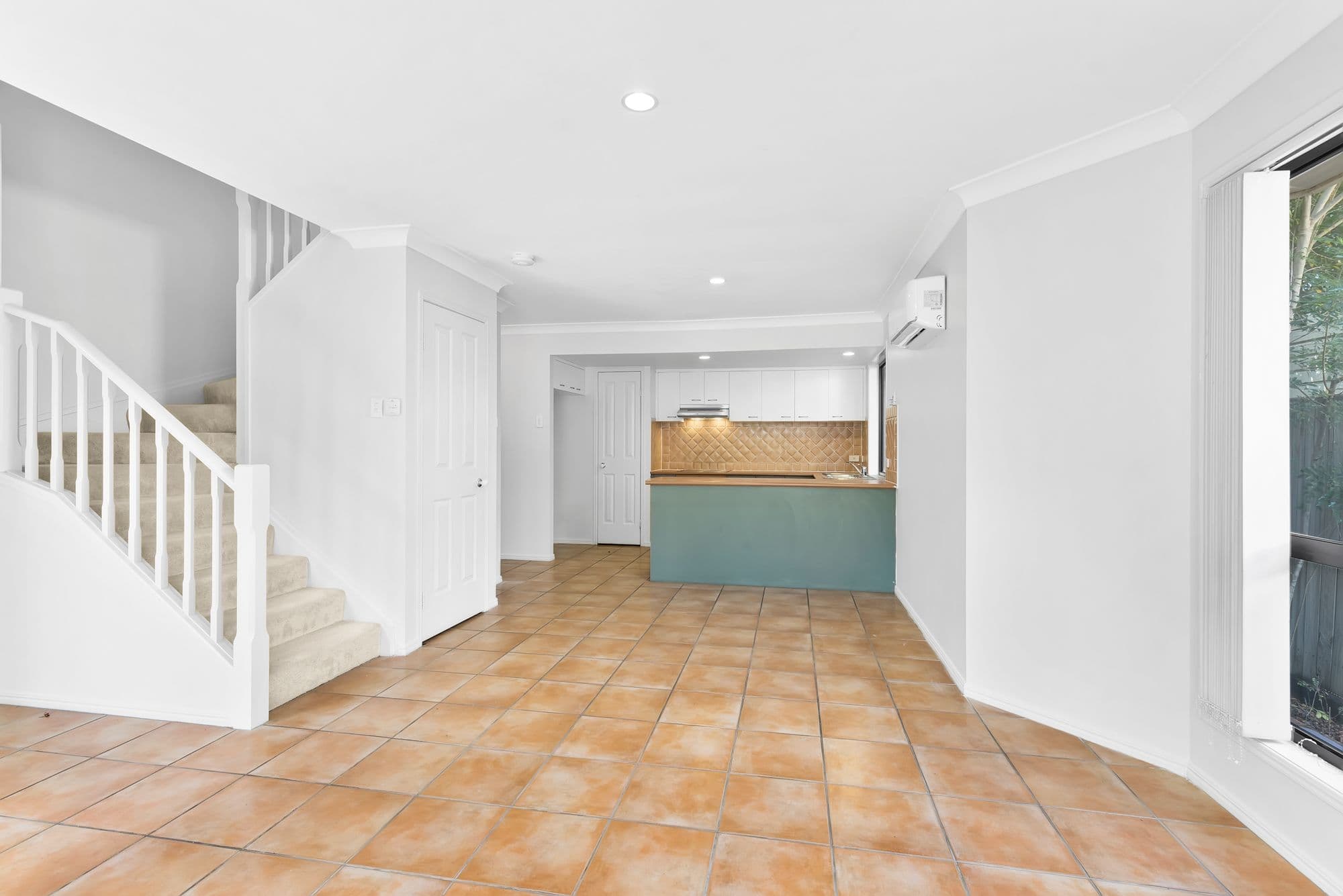 1158 Cavendish Road, Mount Gravatt East QLD 4122, Mount Gravatt East - Thumbnail 3