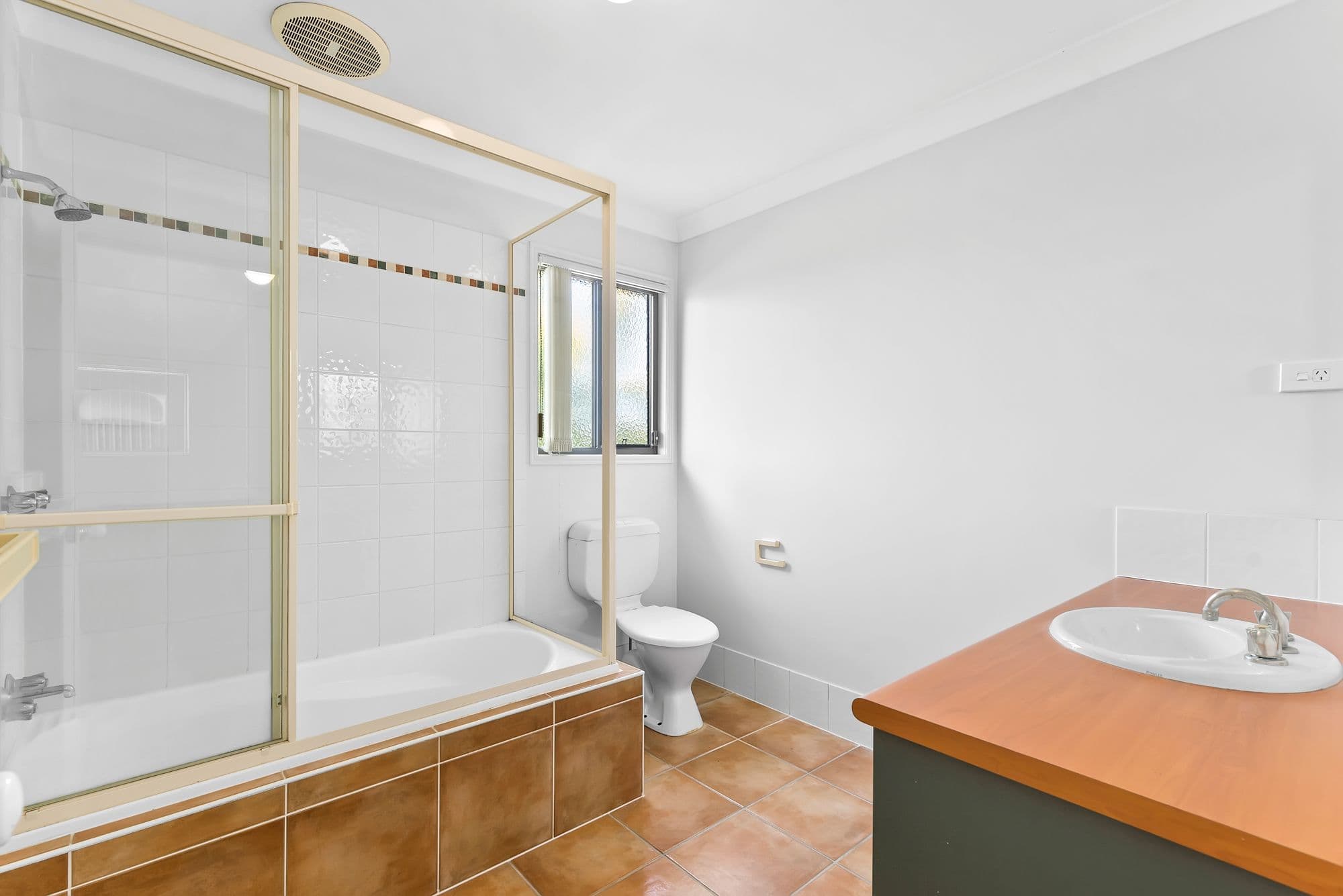1158 Cavendish Road, Mount Gravatt East QLD 4122, Mount Gravatt East - Thumbnail 8