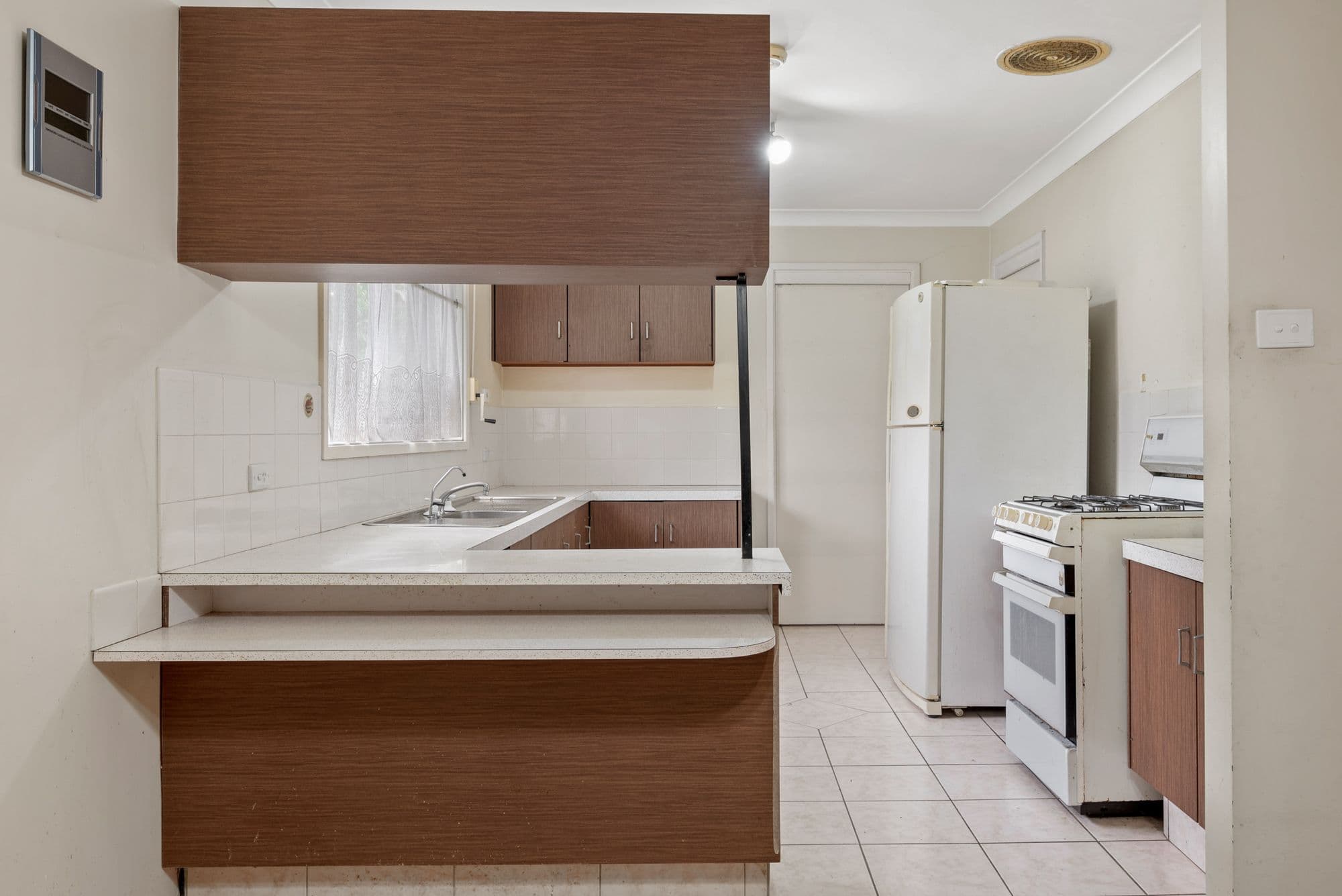 25 St Andrews Boulevard, Casula NSW 2170, Casula - Thumbnail 3