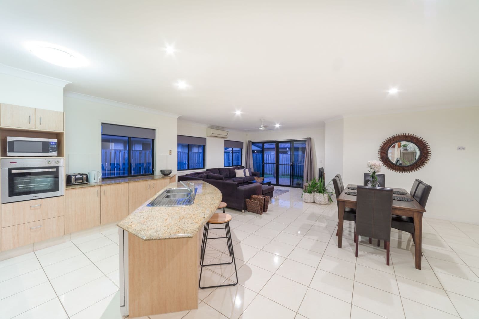 7 Kingair Road, Upper Coomera QLD 4209, Upper Coomera - Thumbnail 7